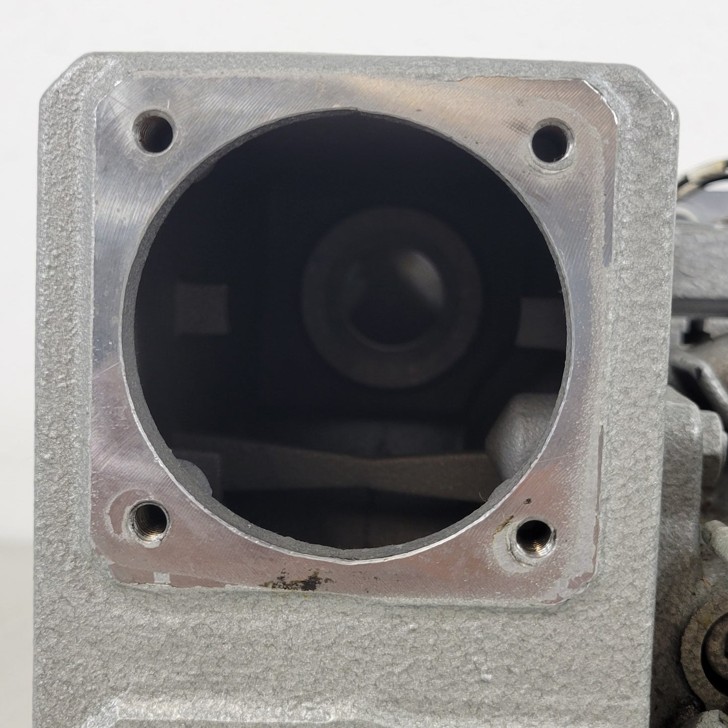 Busch R5 KB 0016 E 300 Vacuum Pump Industrial Rotary Vane 3-Phase Power Vac