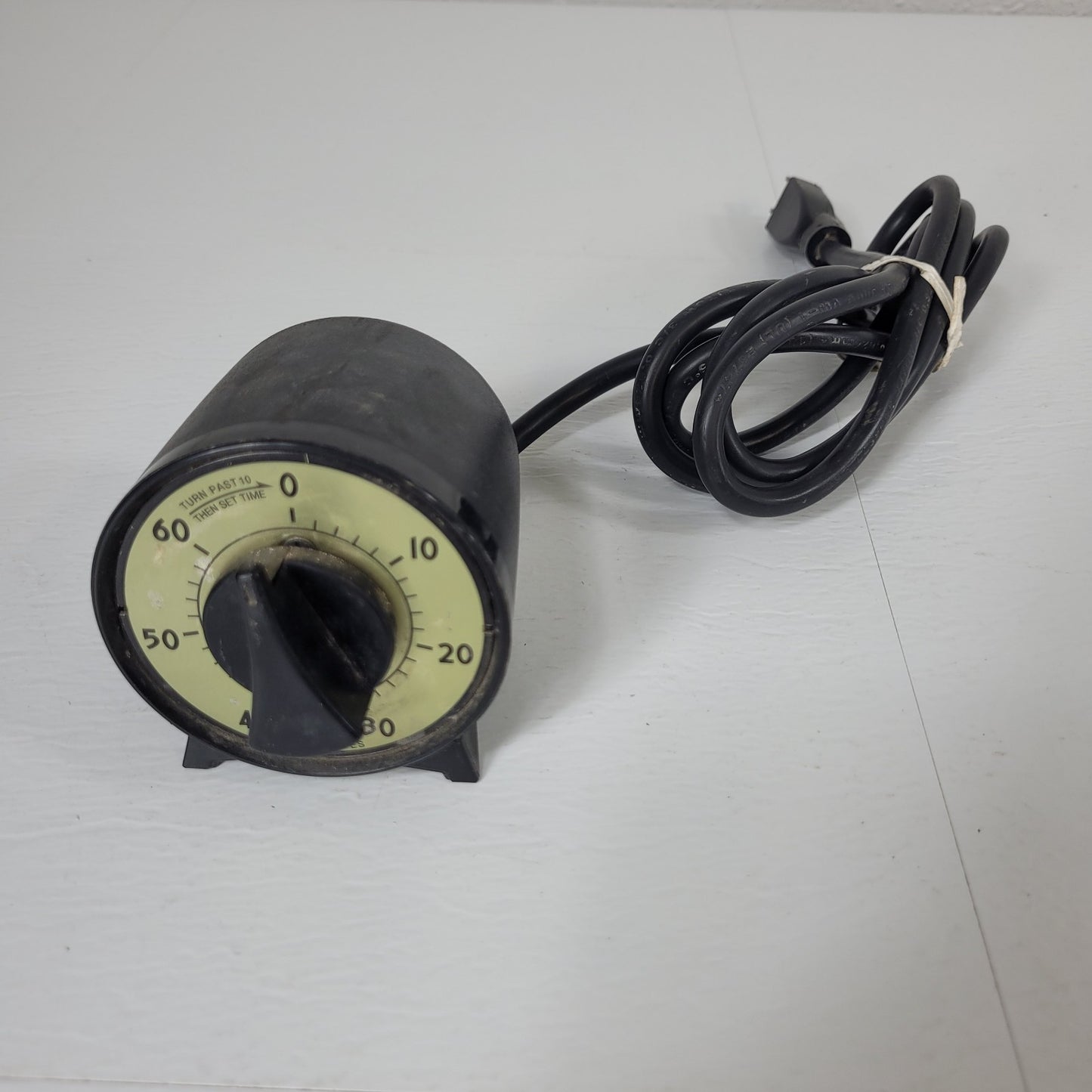 M. H. Rhodes 468D 78305 G08 125VAC 10A Timer Switch 60 Minutes Dial Clip Mount