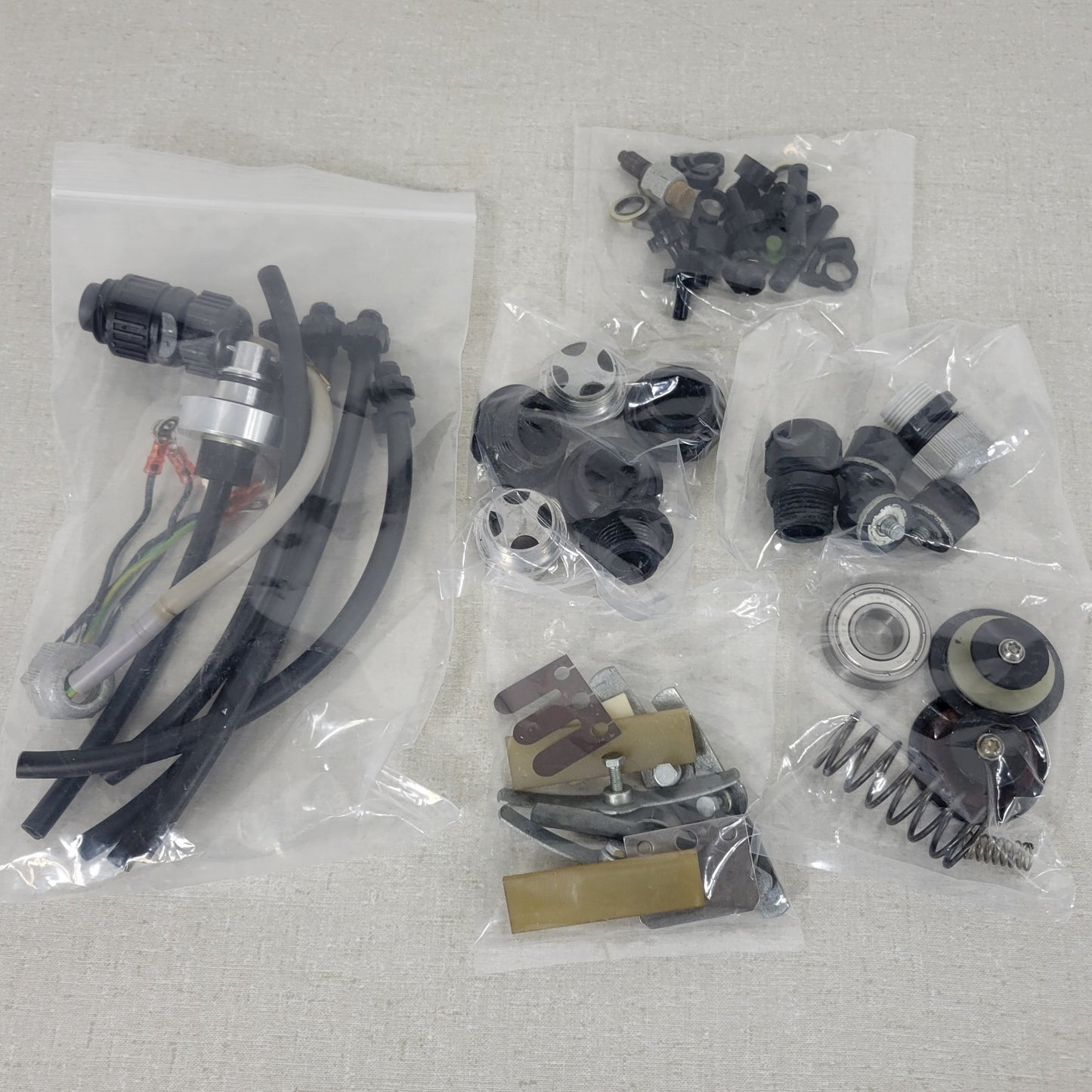 Lot of Parts For Busch R5 KB 0016 E 300 Industrial Vacuum Pump 3-Phase Power
