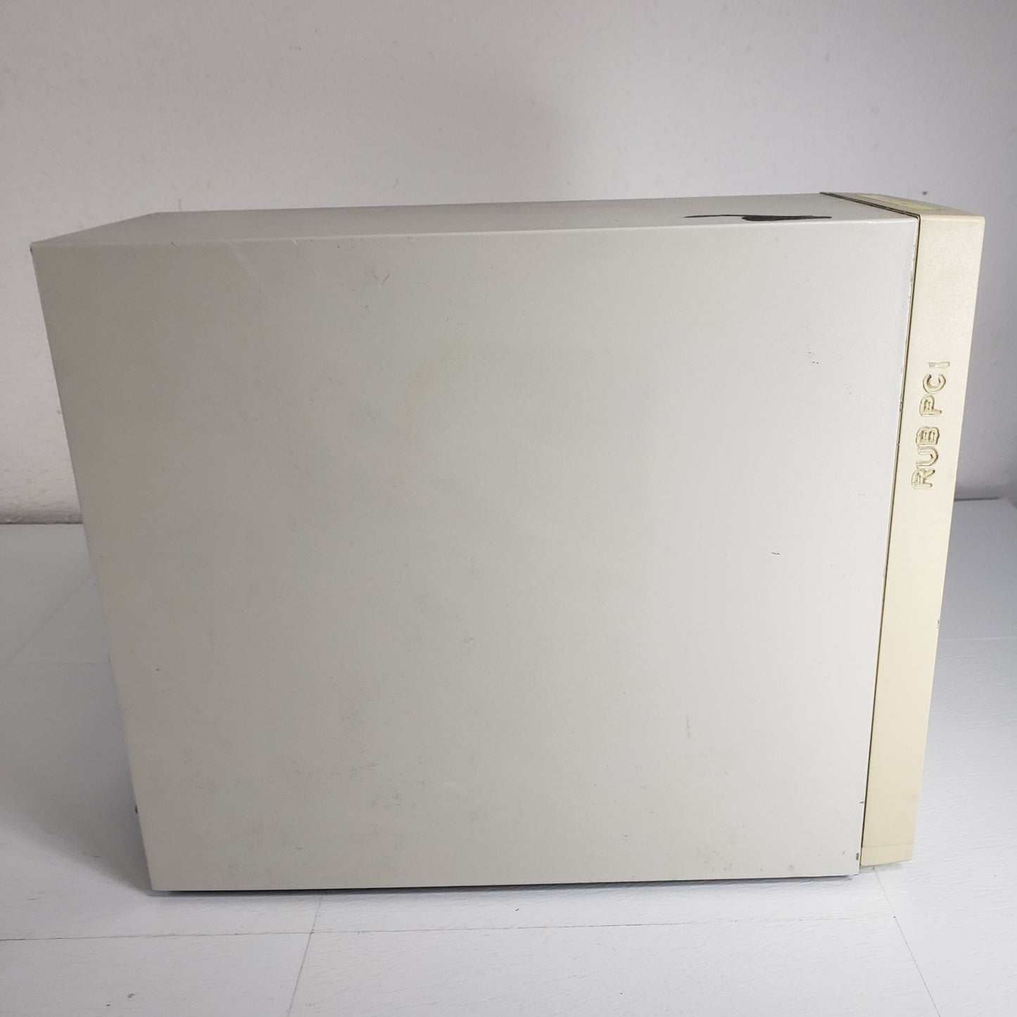 Vintage Escom Happy 486-DX4 Personal Computer 4x ISA PCI Tower Pentium Processor