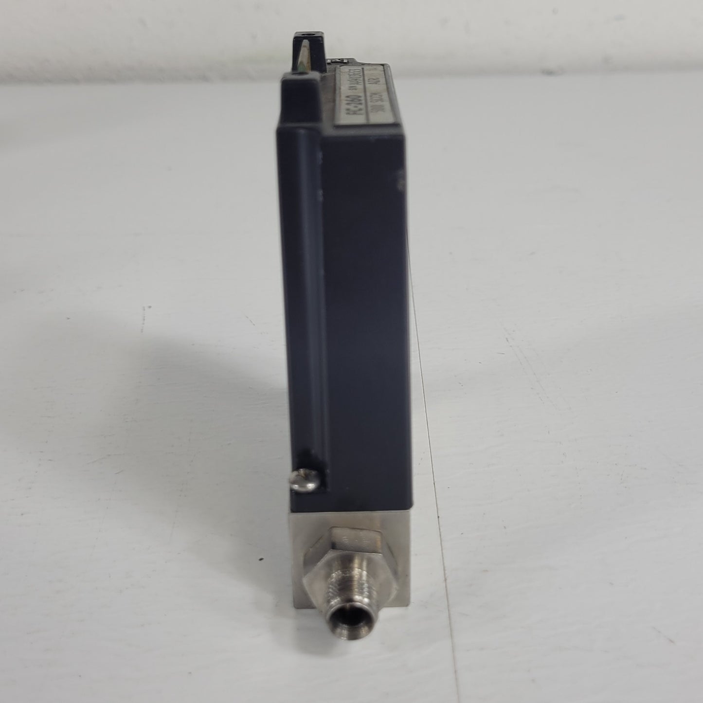 Tylan FC-260 500SCCM Air Mass Flow Controller 150PSIG Flow Max elastomer-sealed