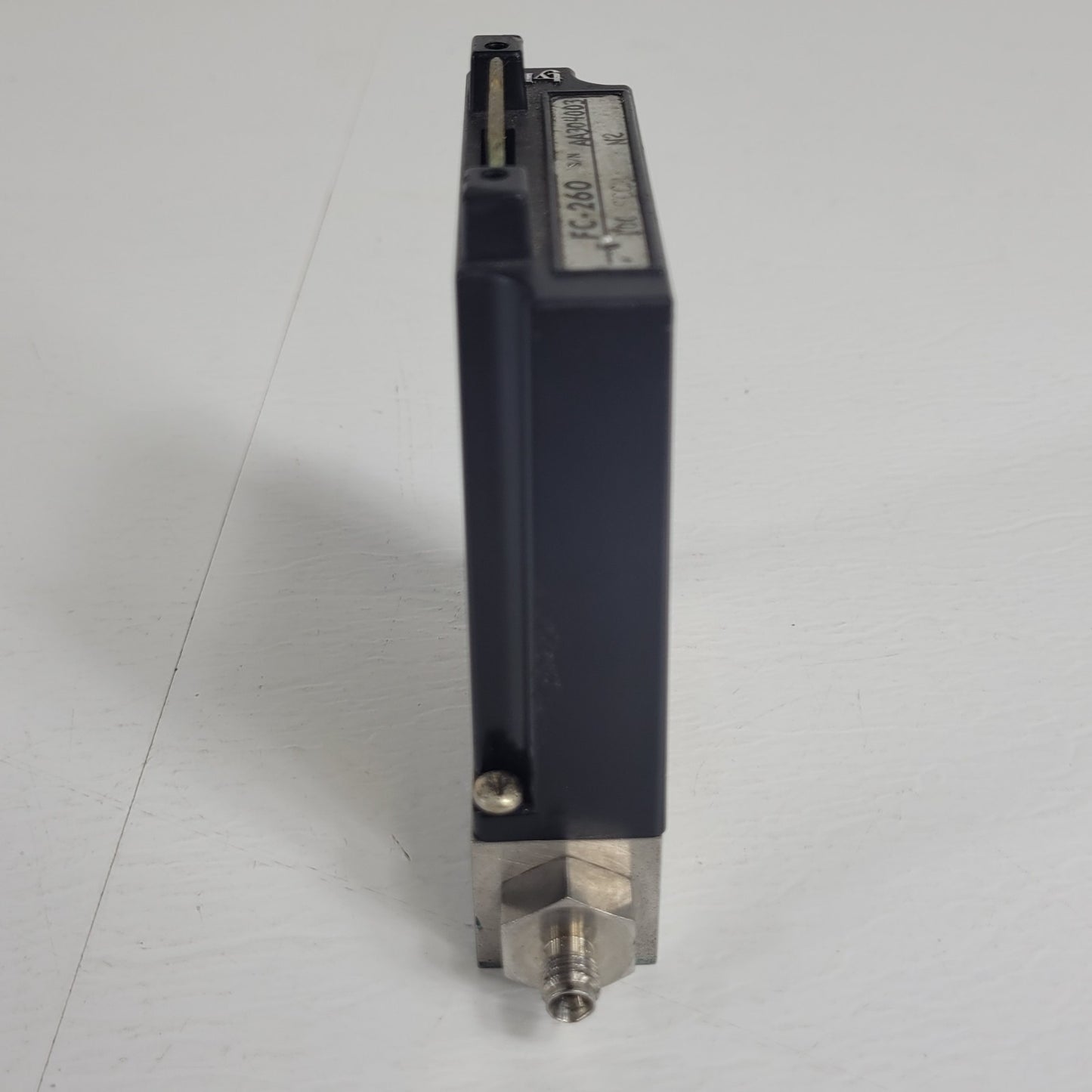 Tylan FC-260 100SCCM N2 Mass Flow Controller 150PSIG Flow Max elastomer-sealed