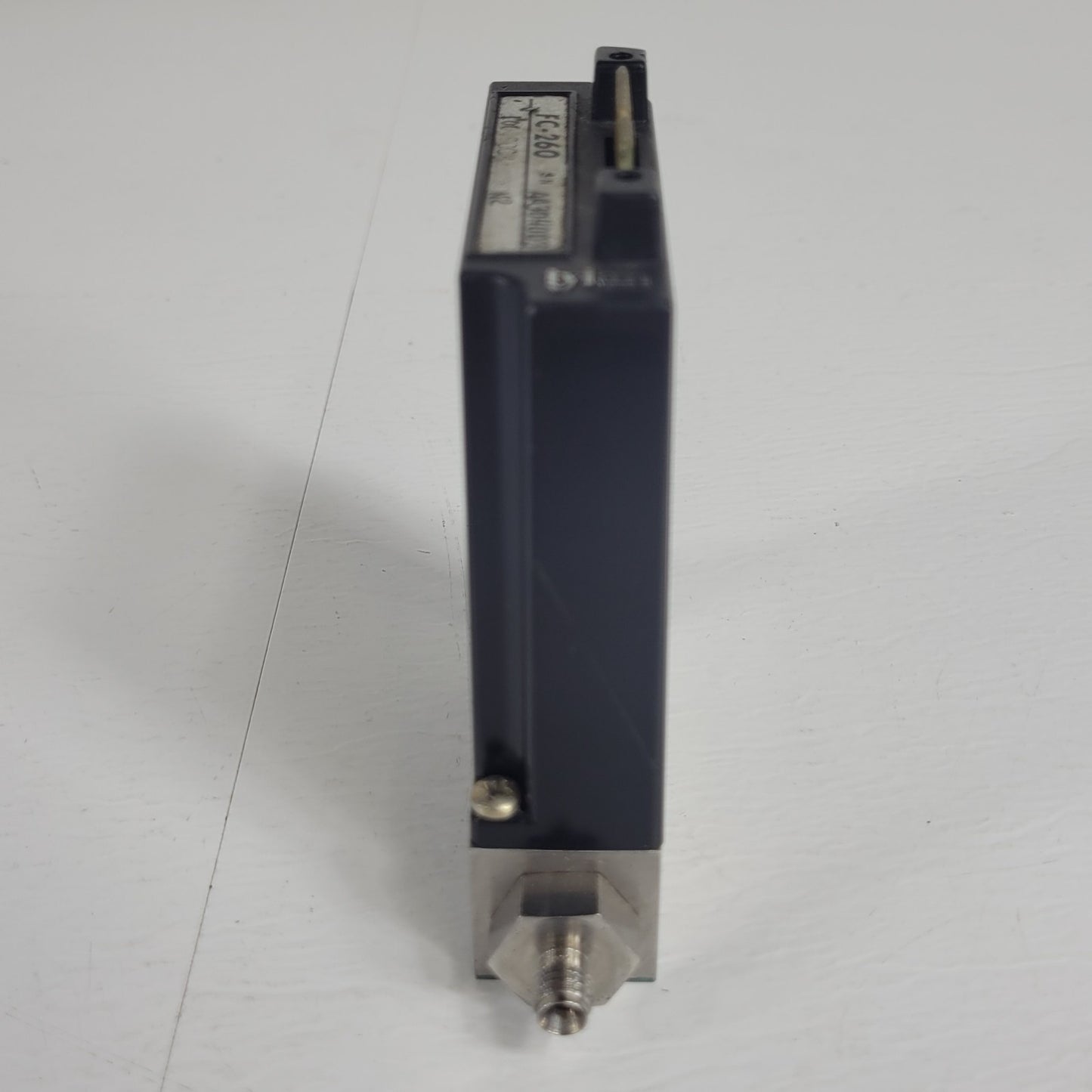 Tylan FC-260 100SCCM N2 Mass Flow Controller 150PSIG Flow Max elastomer-sealed