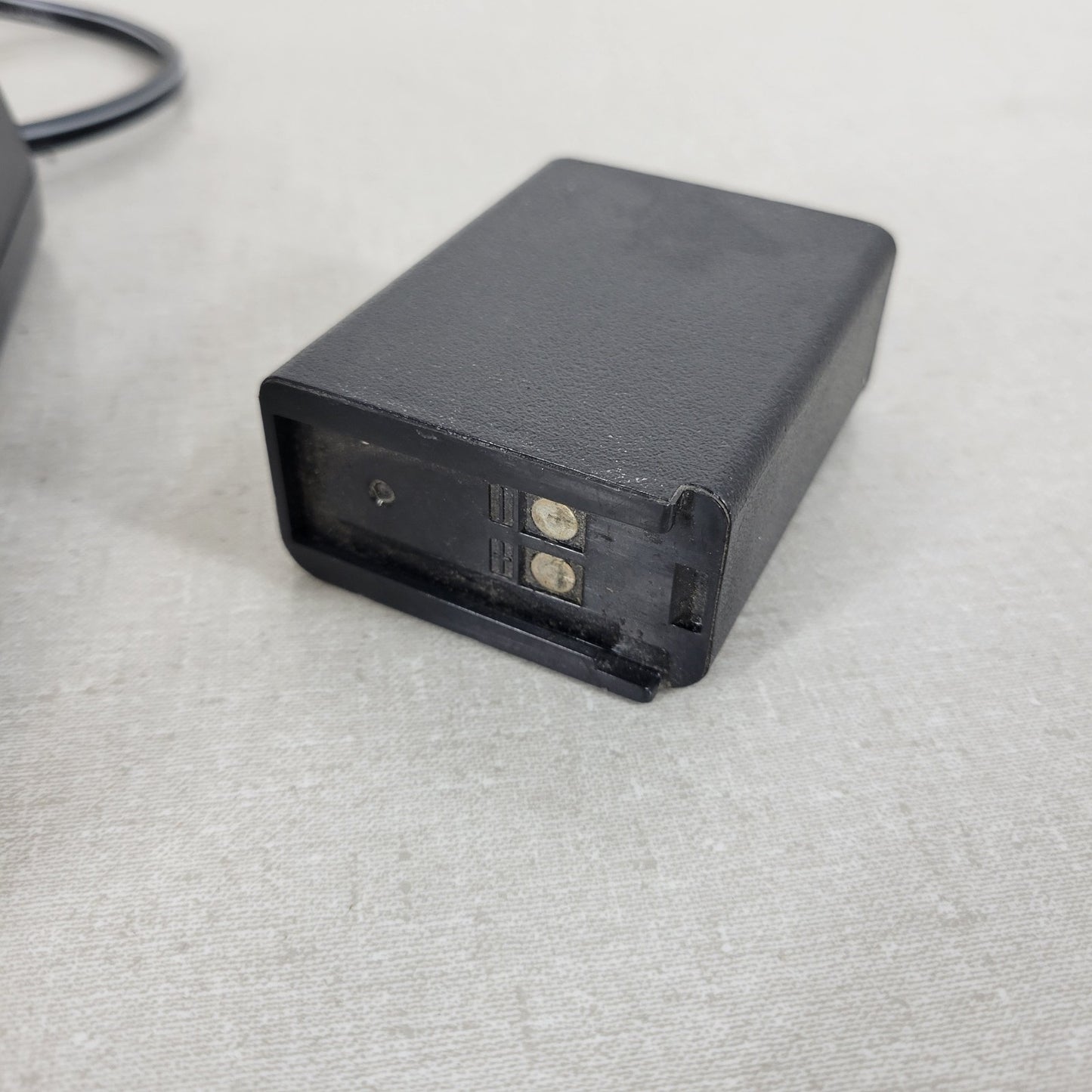 Kenwood Rapid Charger KSC-14 Nickel-Cadmium Battery Dock with 1 KNB-12A Battery