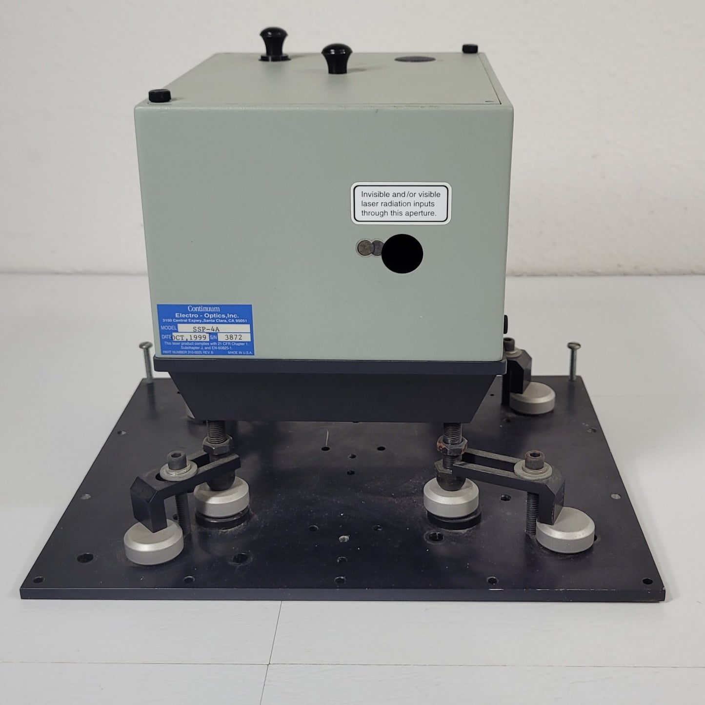 Continuum Surelite SSP-4A Vintage Pulsed Laser Frequency Separator w/ Mount