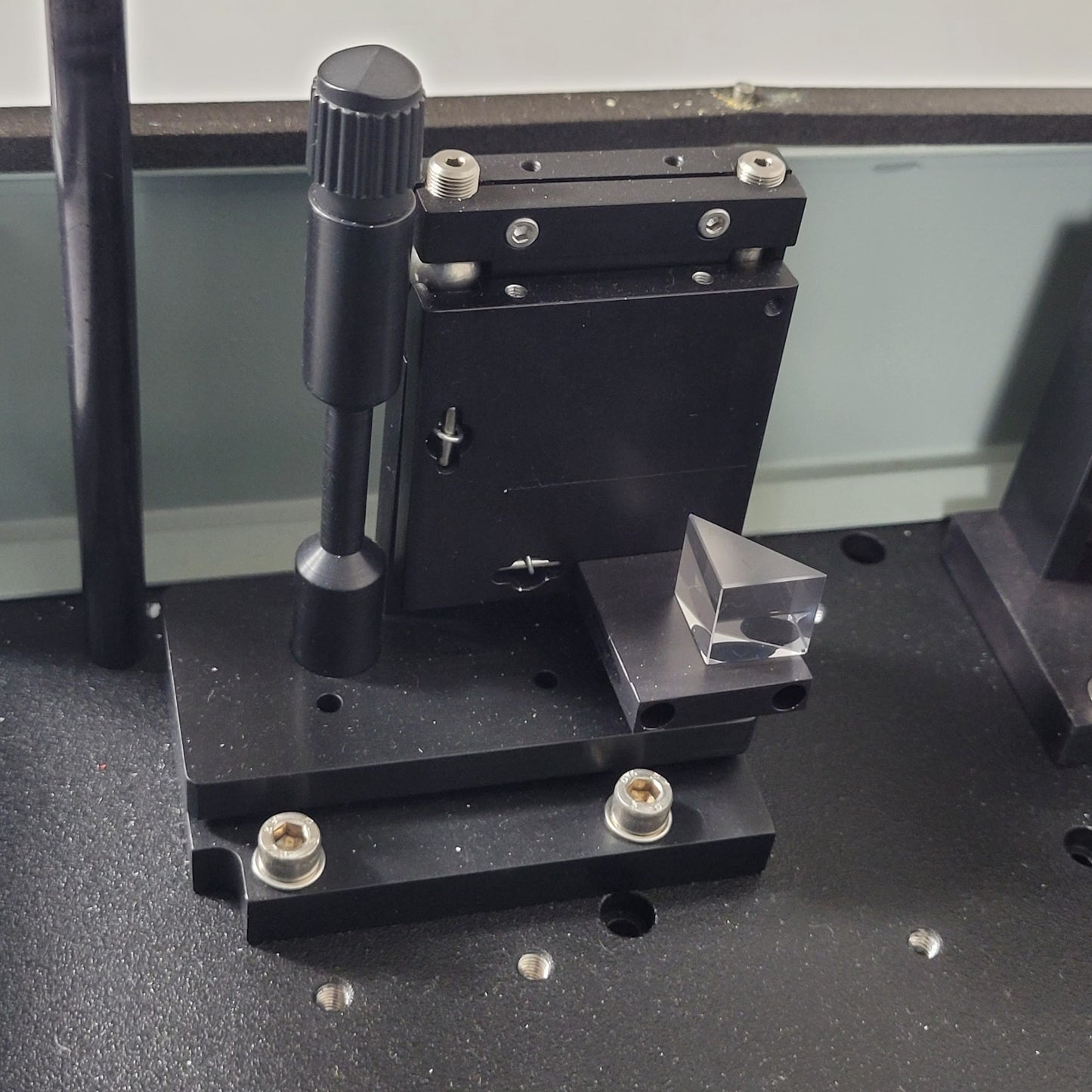 Continuum UVX UV Light Delivery System Spectroscopy and Photothermal Laser