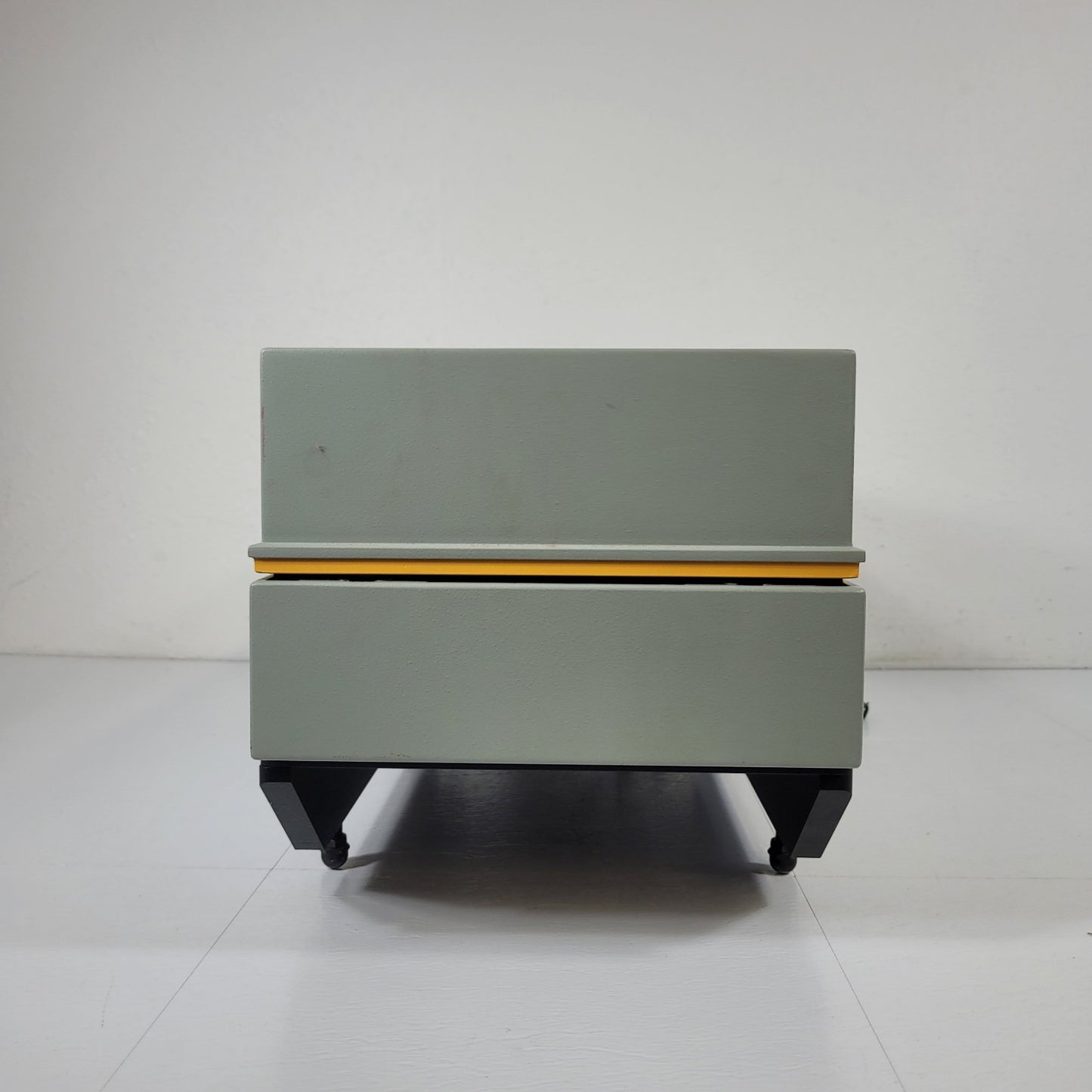 Continuum UVX UV Light Delivery System Spectroscopy and Photothermal Laser
