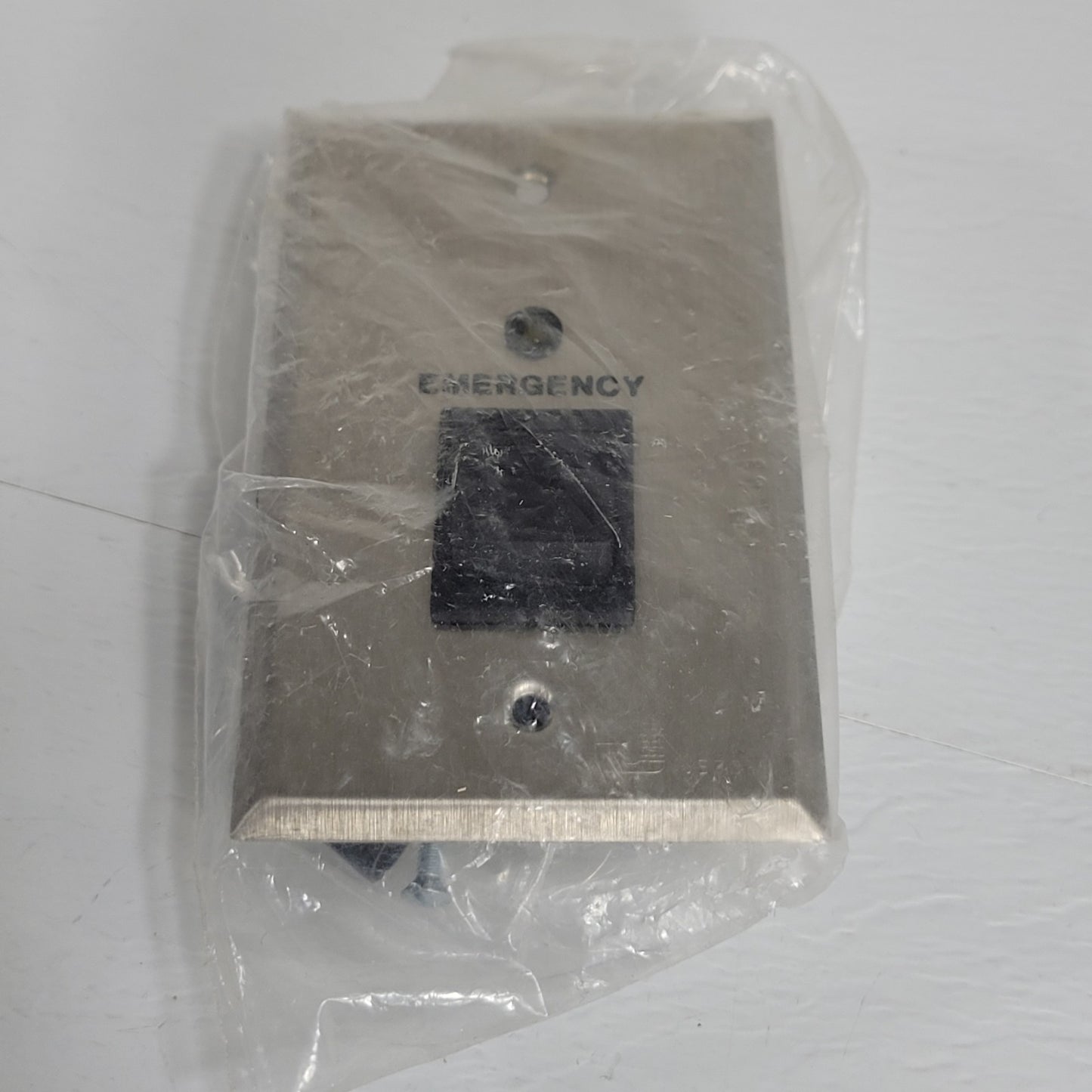 Jeron Emergency 2-Position Flip Switch With Illuminating Light Stainless Plate