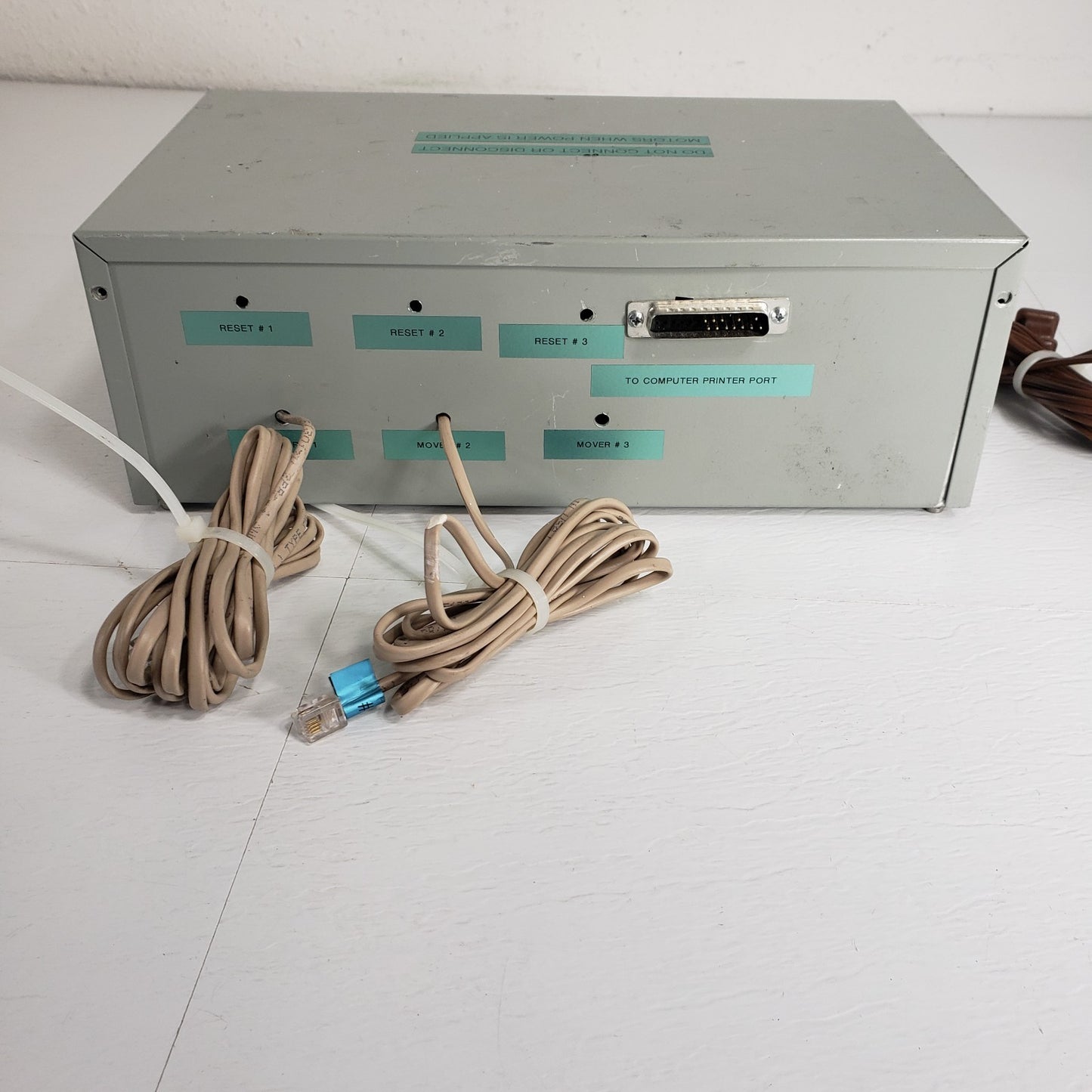 An-Chun & Kendall Nanomover Control Box 115V 3 Mover Channels to PC Printer Port