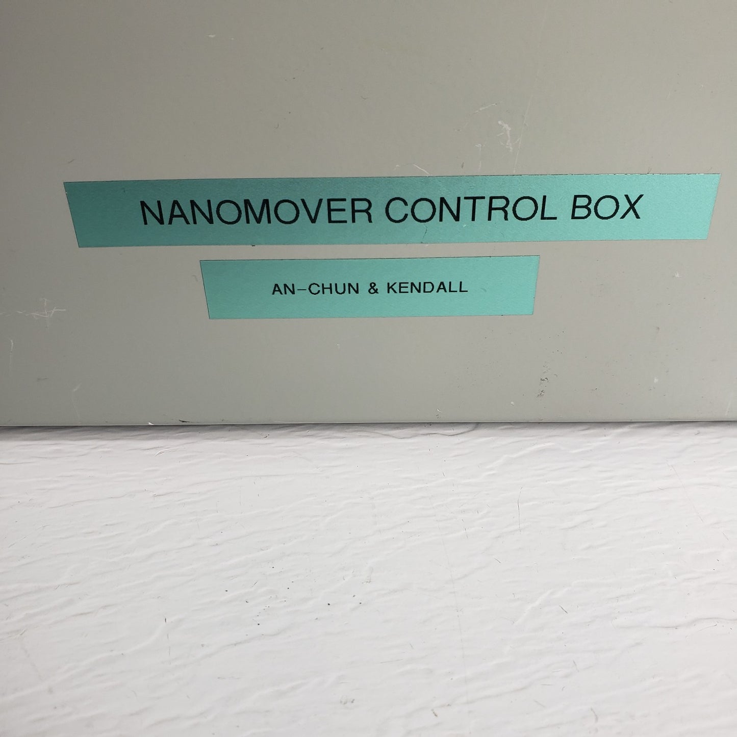 An-Chun & Kendall Nanomover Control Box 115V 3 Mover Channels to PC Printer Port