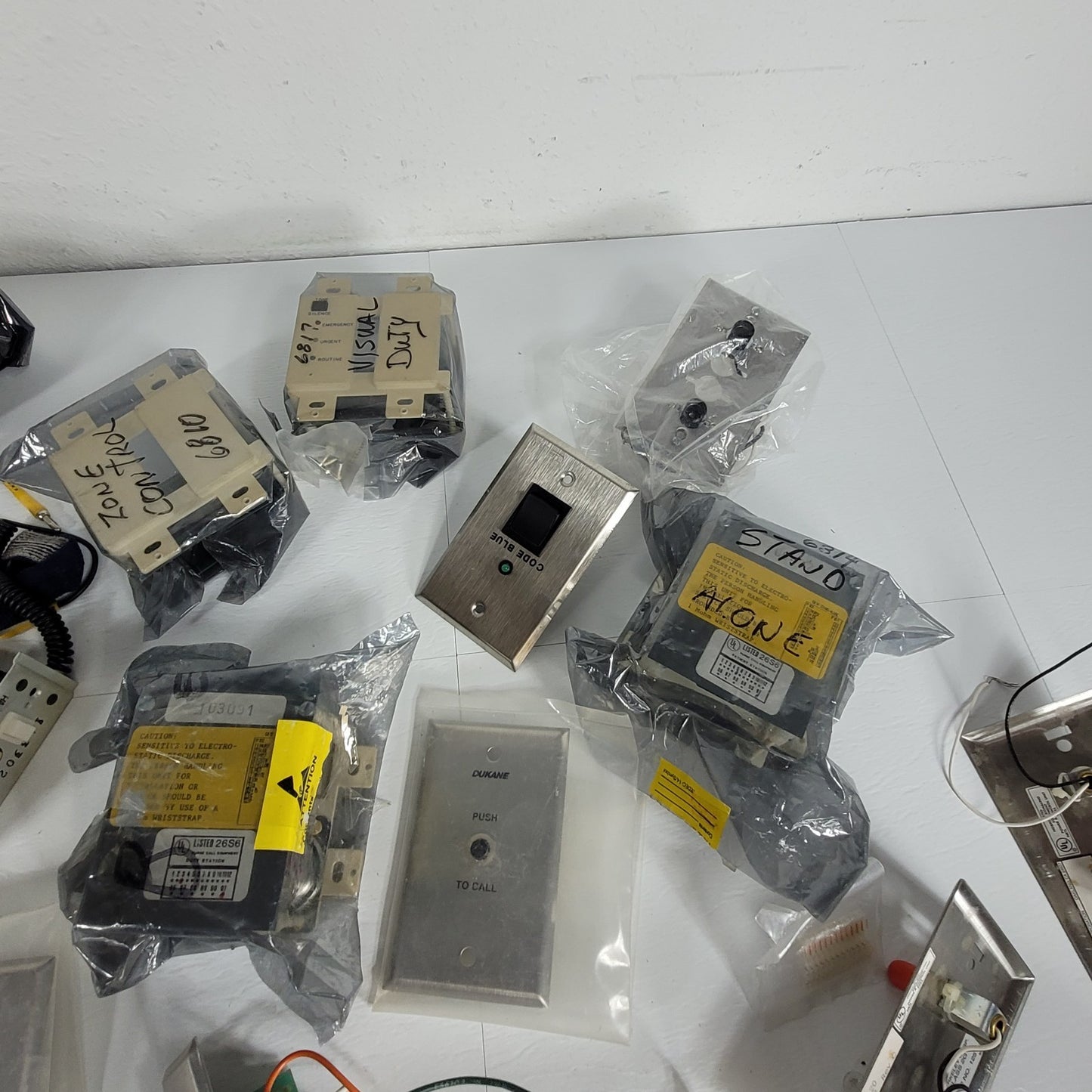 Lot Of Nurse Courier Station Pull For Help Call Light Ektacom Jeron Faraday NC