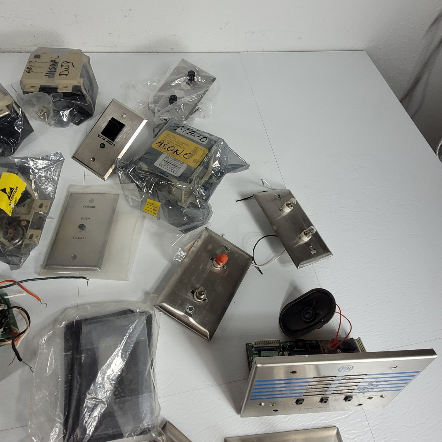 Lot Of Nurse Courier Station Pull For Help Call Light Ektacom Jeron Faraday NC