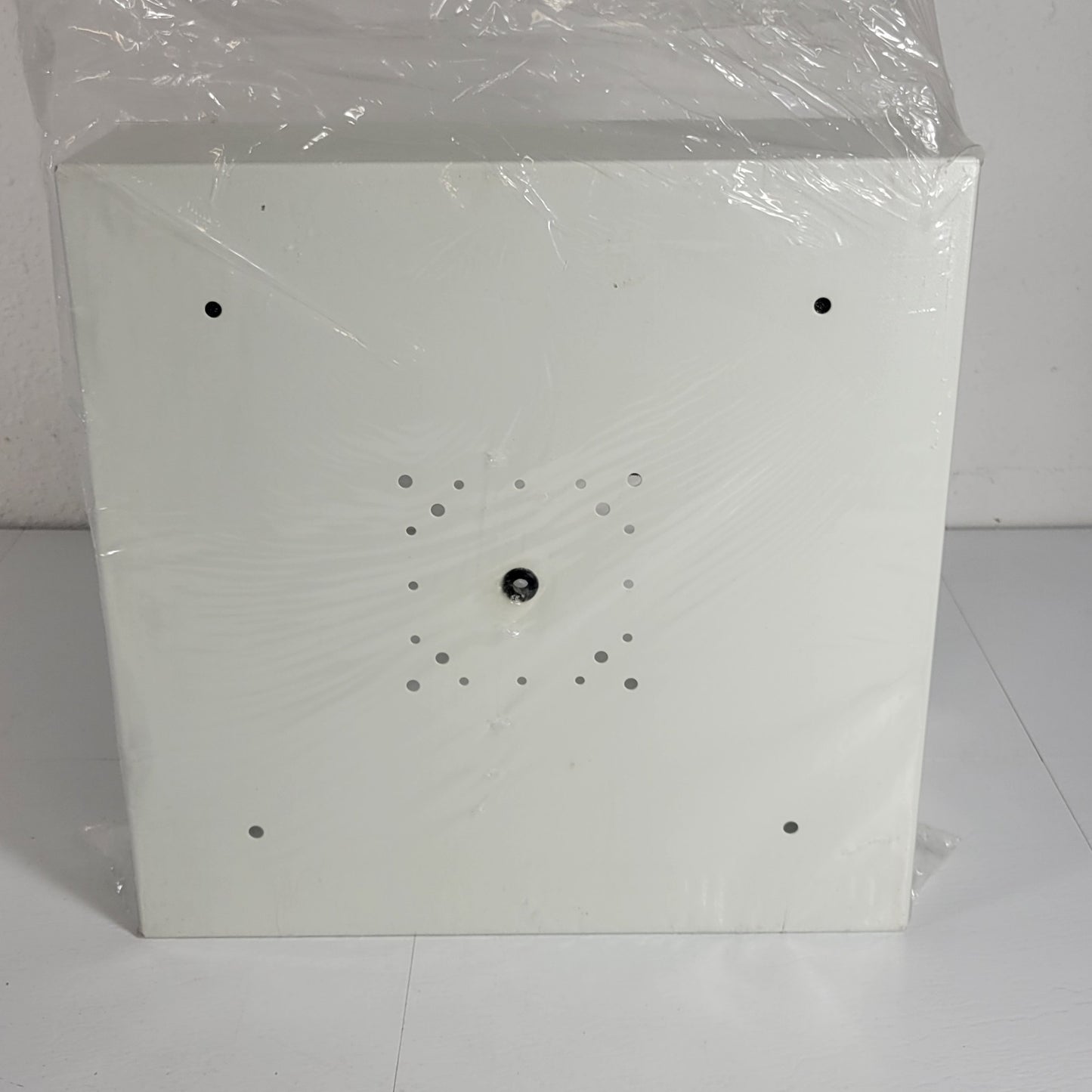 Valcom Speaker Mounting Box 12-3/4" X 12-3/4" X 4" White Back Box