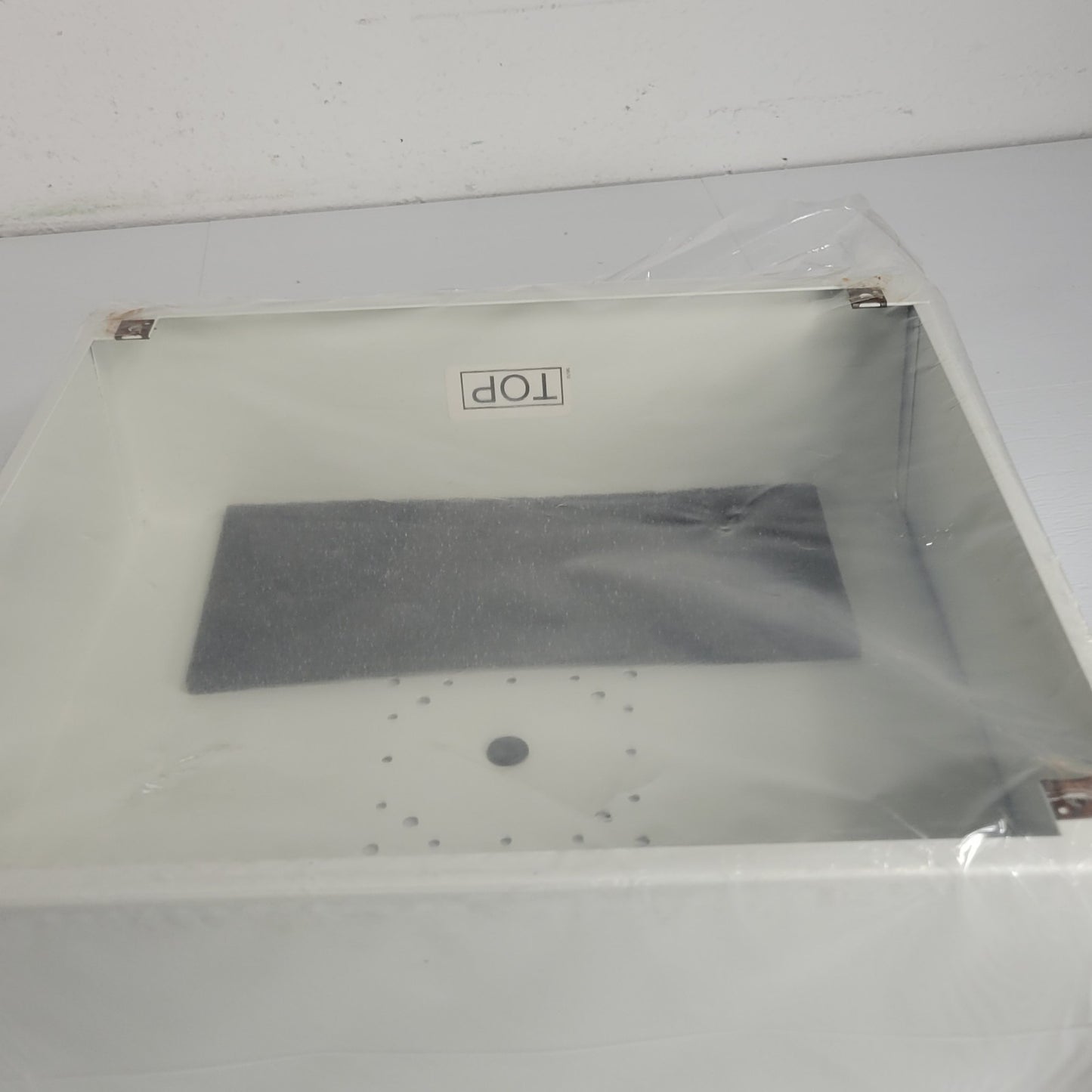 Valcom Speaker Mounting Box 12-3/4" X 12-3/4" X 4" White Back Box