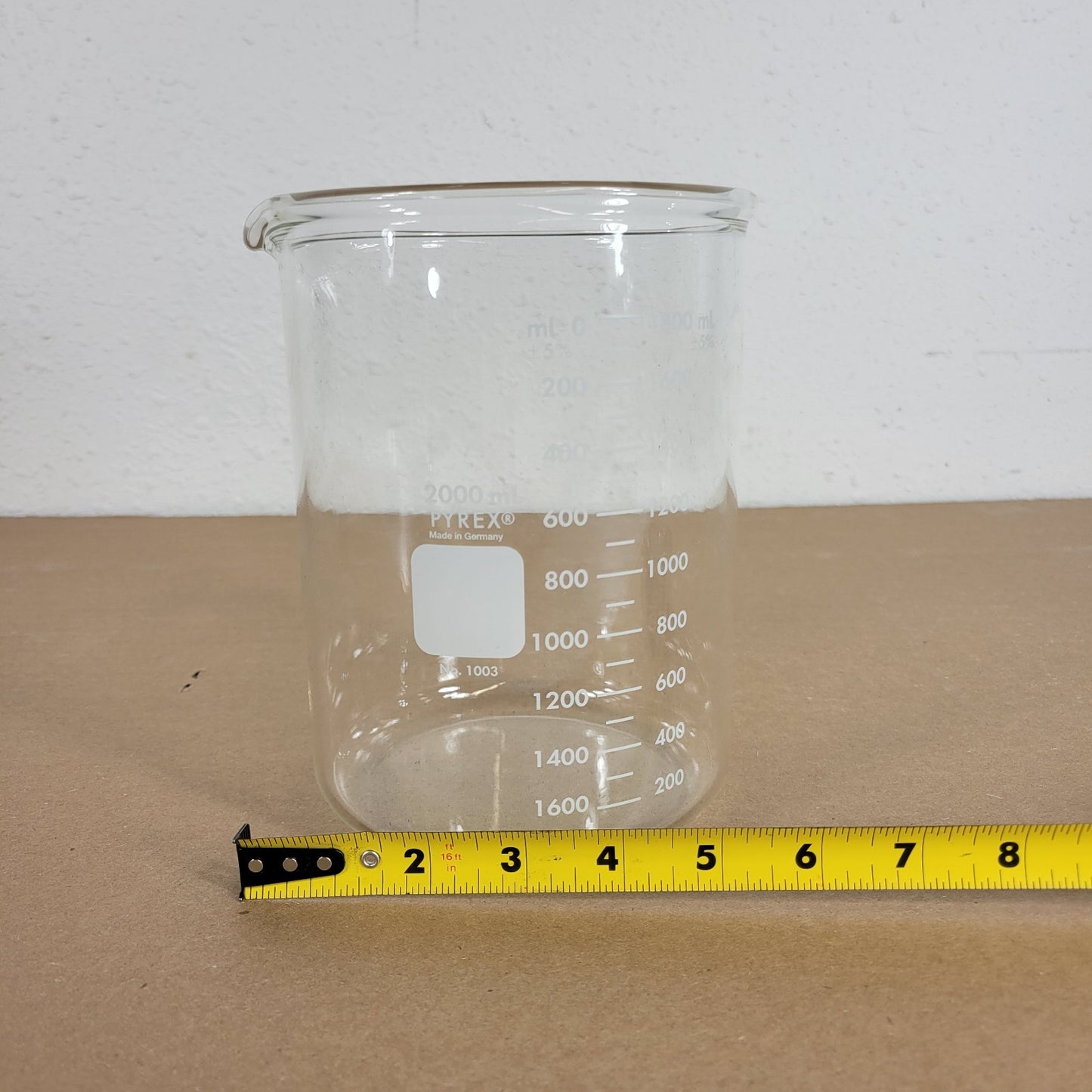 2000 mL Pyrex Heavy Duty Griffin Beaker 1003-2L Graduated
