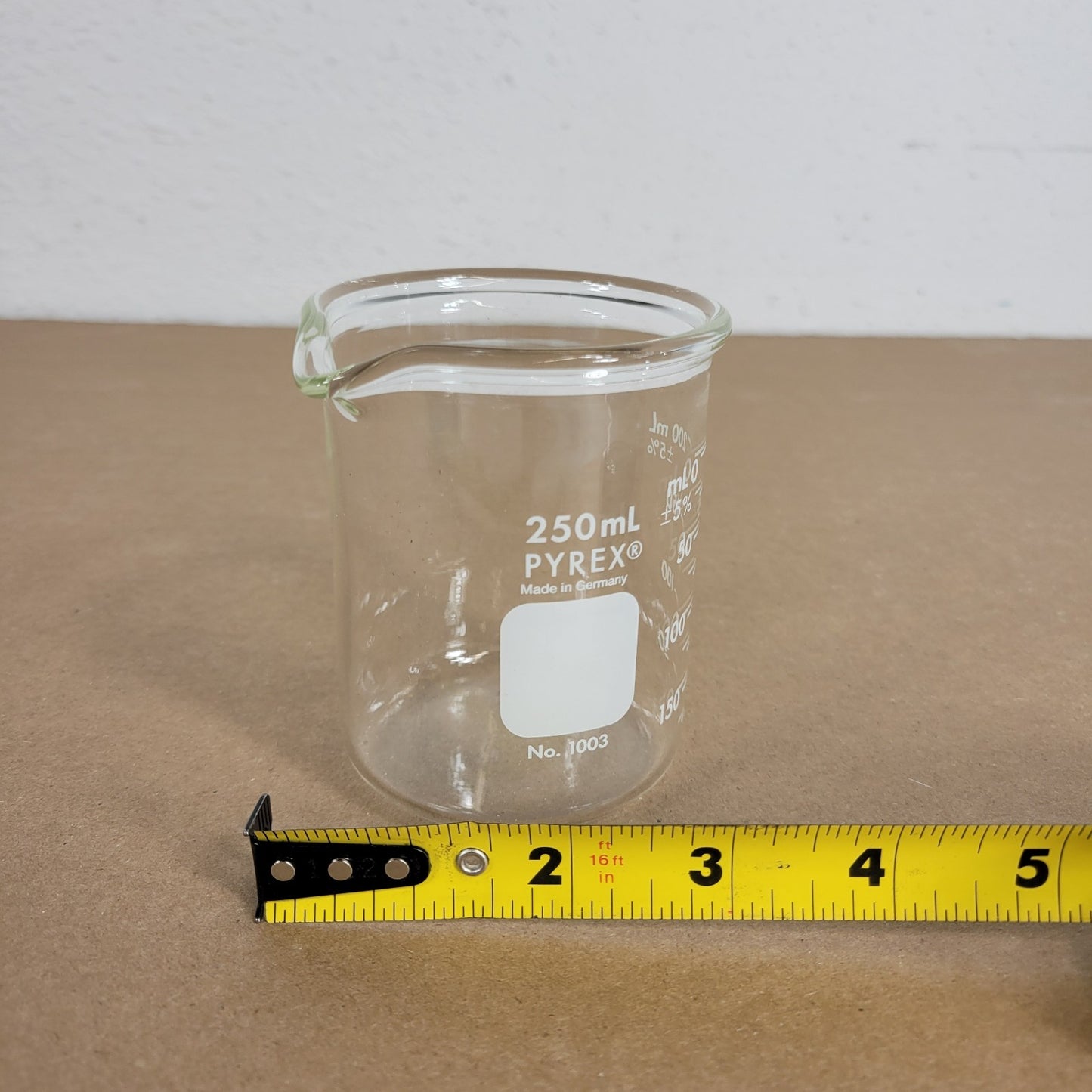 250 mL Pyrex Heavy Duty Griffin Beaker 1003-.25L