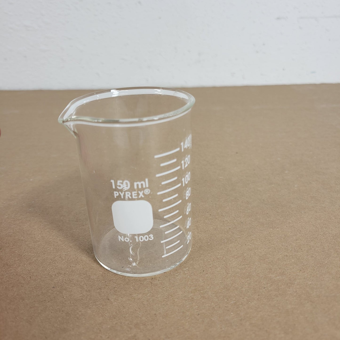 150 mL Pyrex Heavy Duty Griffin Beaker 1003-.15L Graduated