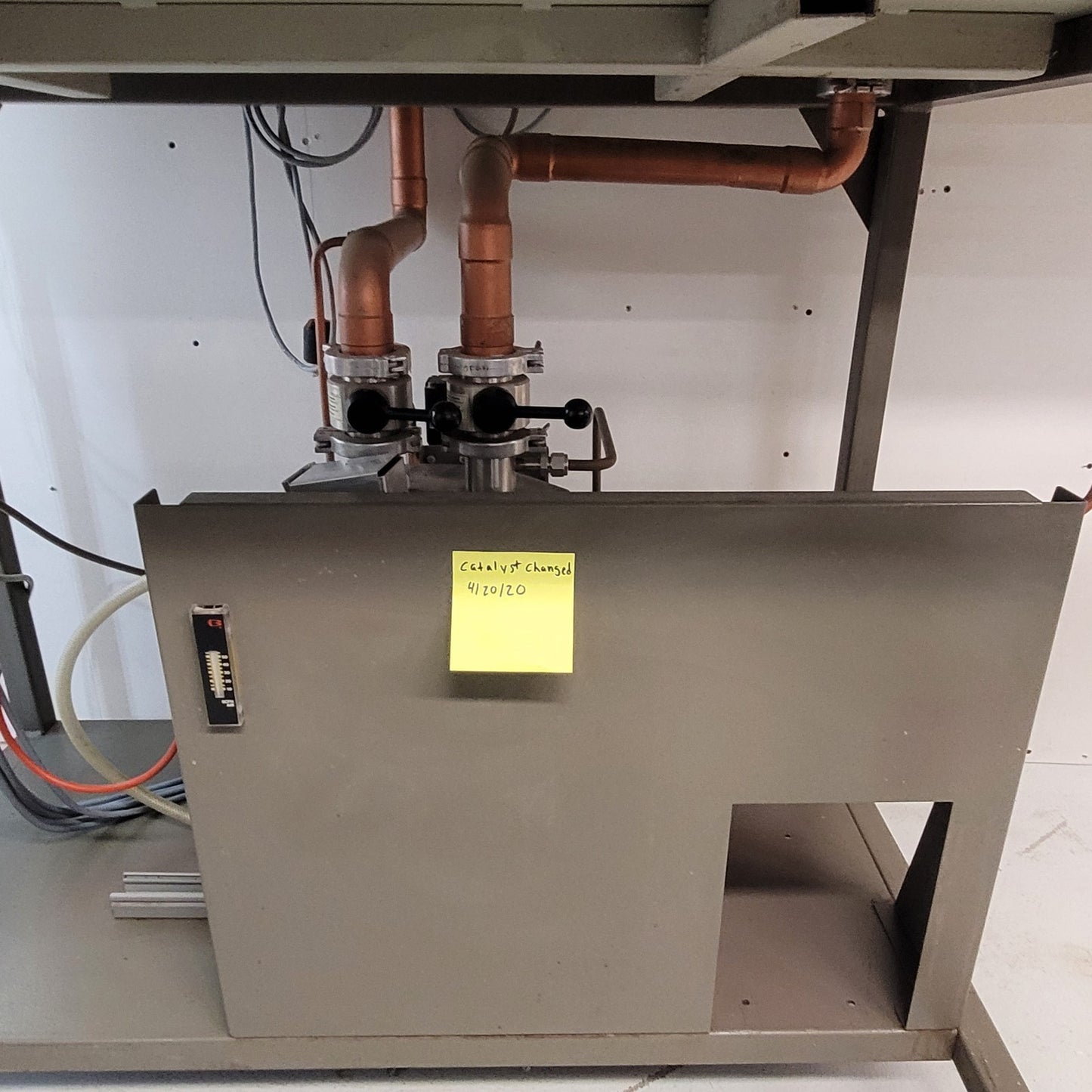 MBRAUN IT Labmaster 100 LM Laboratory Inert Gas Air-Free Glovebox Workstation