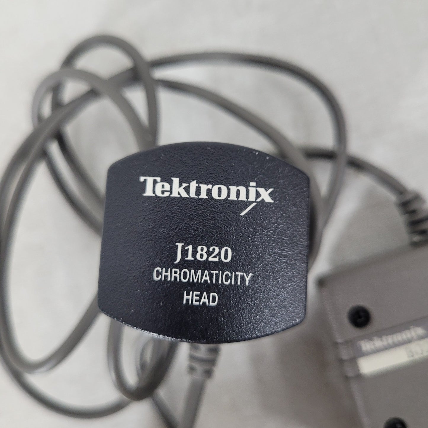 Tektronix J17 LumaColor Photometer Set J1820 Chromaticity Head Light Measurer
