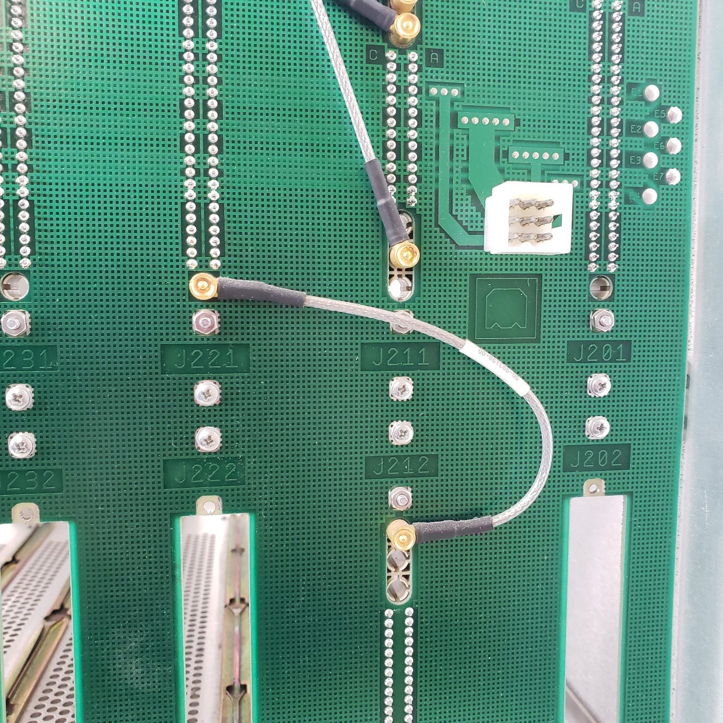Varian RF Cardcage Backplane 992470-01A 87195853D Rack Mountable Aluminum