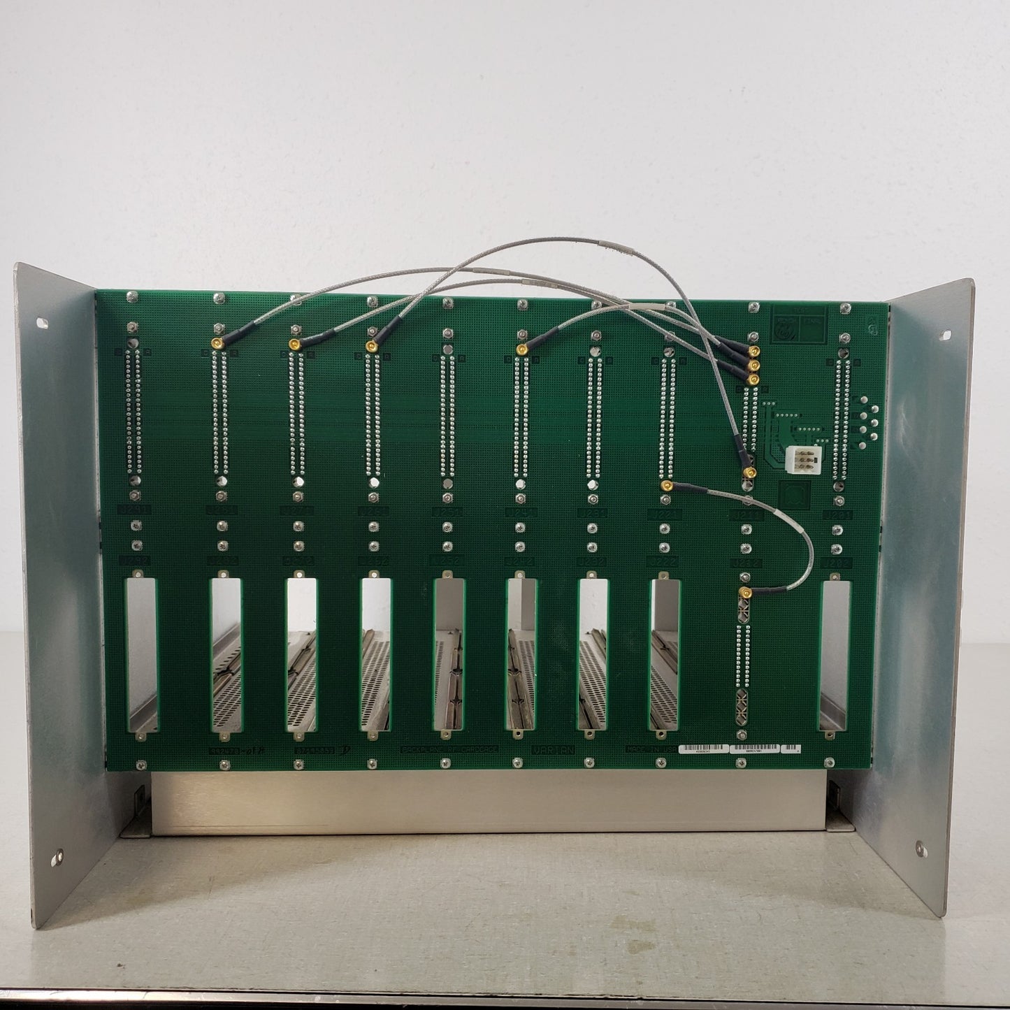 Varian RF Cardcage Backplane 992470-01A 87195853D Rack Mountable Aluminum