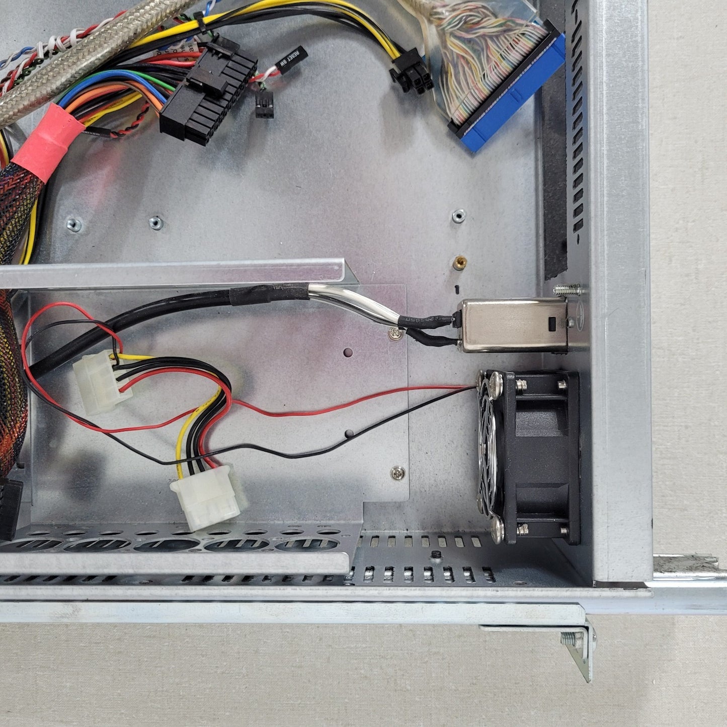 X-Case X-255X 2U Rack Mount Chassis ATX Server Case w/ CD Drive and Power Supply