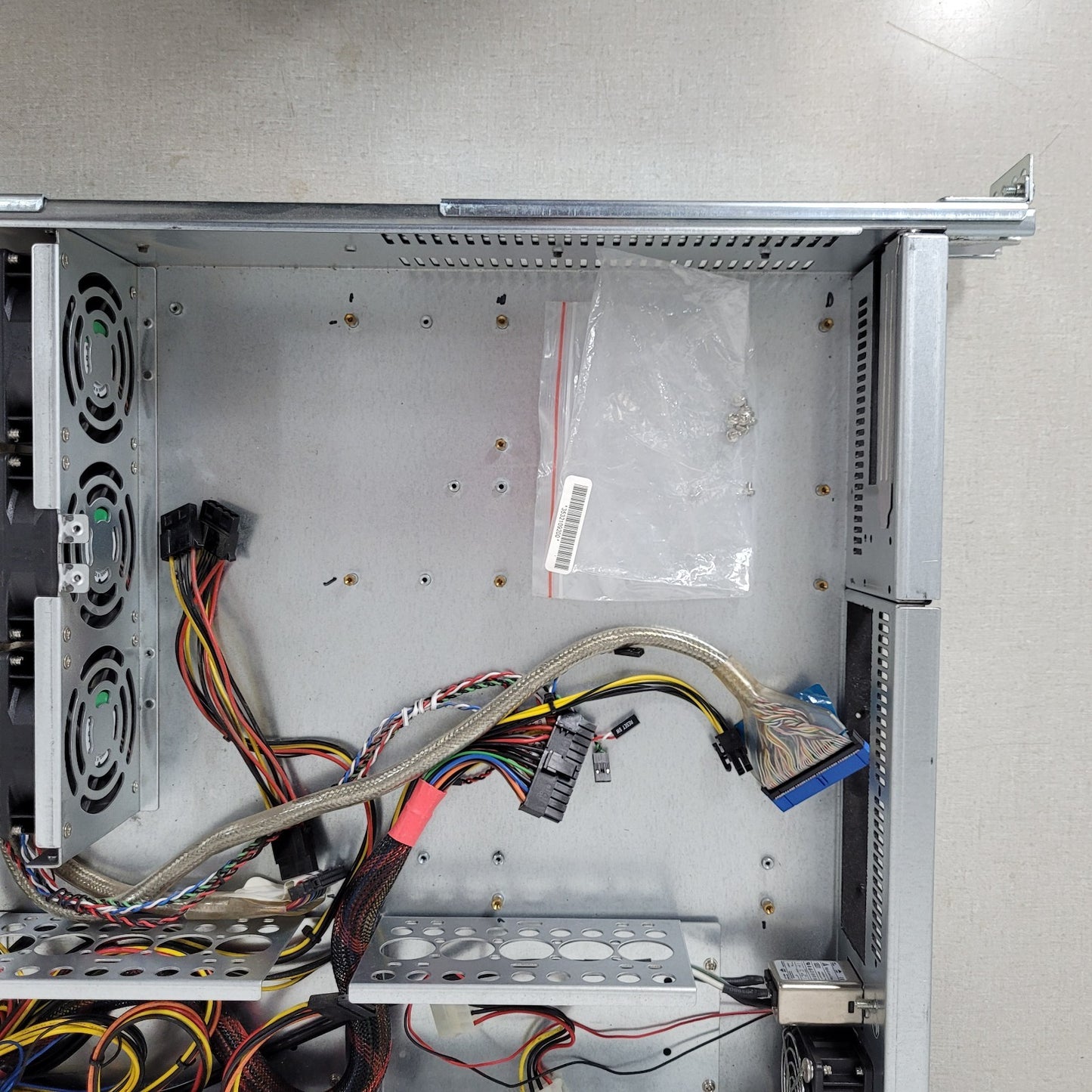 X-Case X-255X 2U Rack Mount Chassis ATX Server Case w/ CD Drive and Power Supply