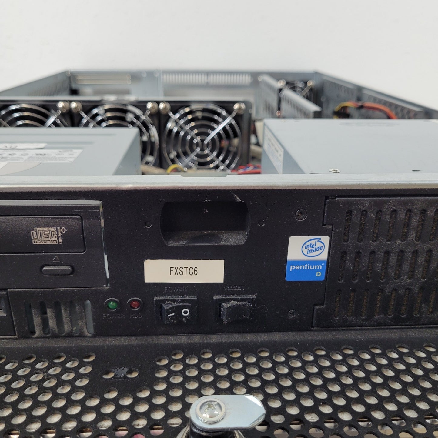 X-Case X-255X 2U Rack Mount Chassis ATX Server Case w/ CD Drive and Power Supply
