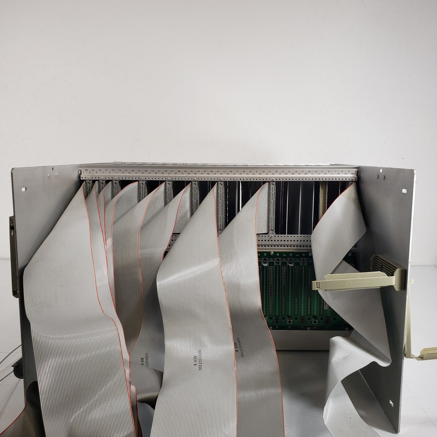 Varian NMR Control Chassis V8021J1-5205 Rev B 0099317200 Rev B HS&R AP&F PFG