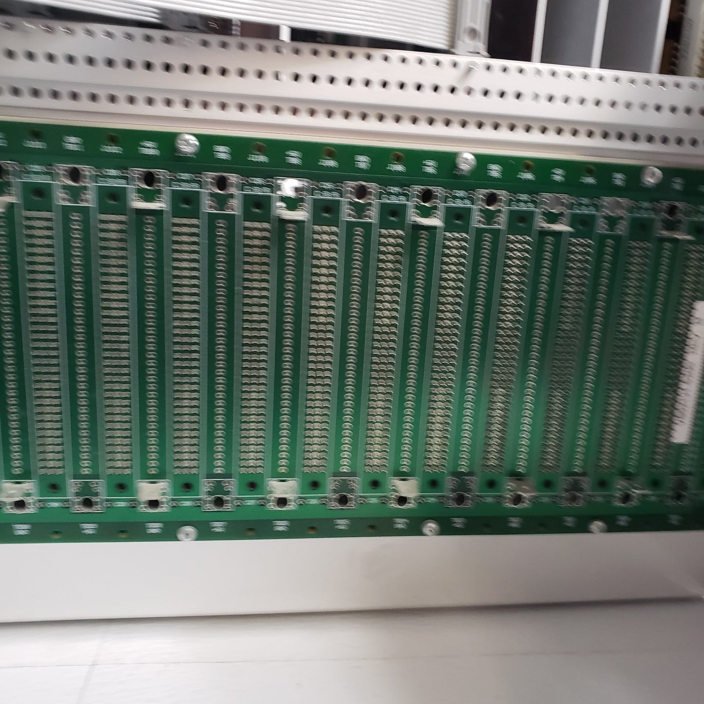Varian NMR Control Chassis V8021J1-5205 Rev B 0099317200 Rev B HS&R AP&F PFG