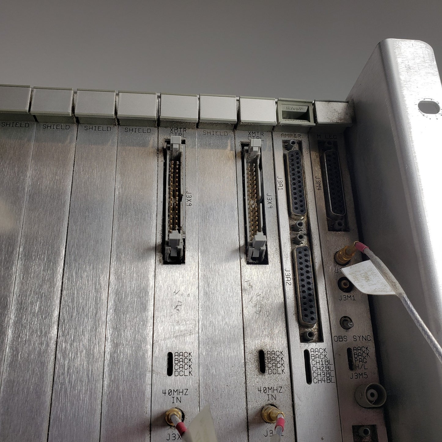 Varian NMR Control Chassis V8021J1-5205 Rev B 0099317200 Rev B HS&R AP&F PFG