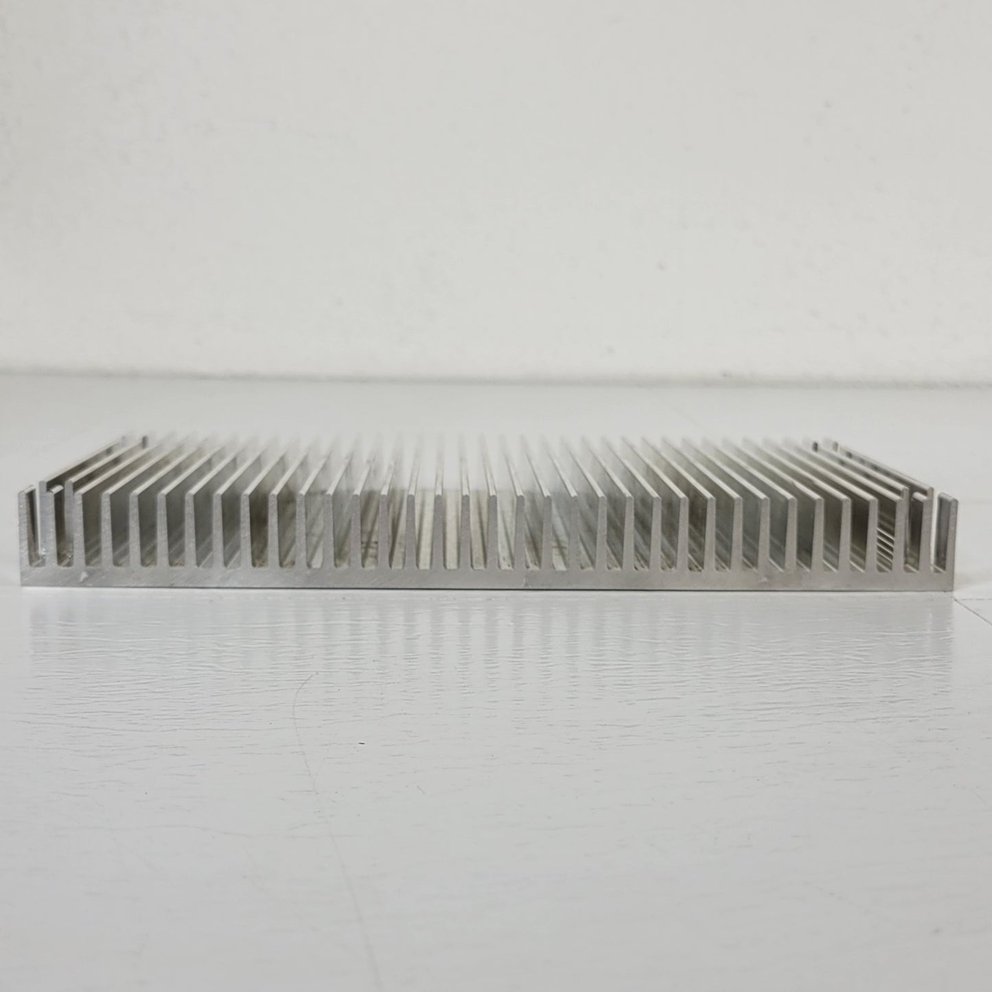 Aluminum Passive Heatsink 9.7"x5.5" Panel Mount 4 Screw Holes Device Cooler Fin