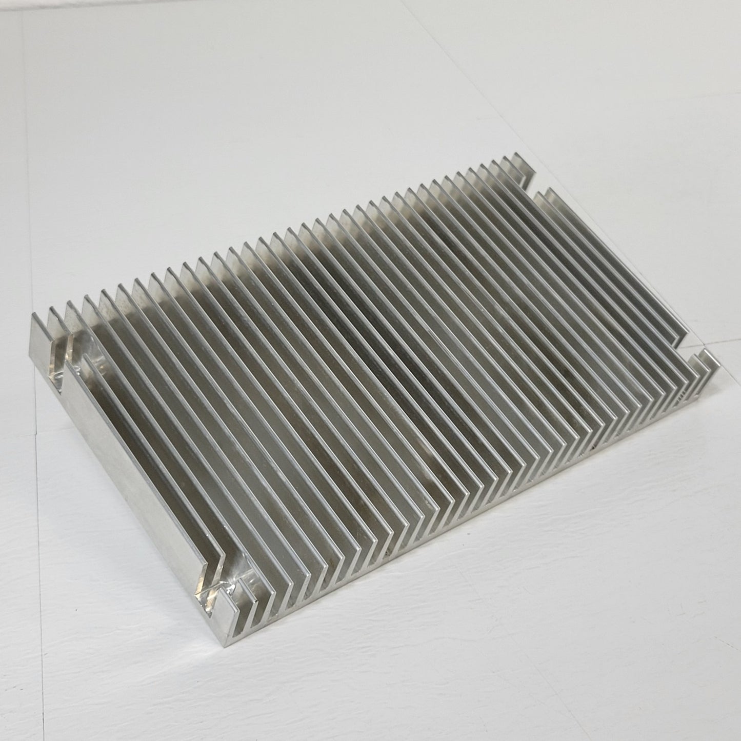 Aluminum Passive Heatsink 9.7"x5.5" Panel Mount 4 Screw Holes Device Cooler Fin