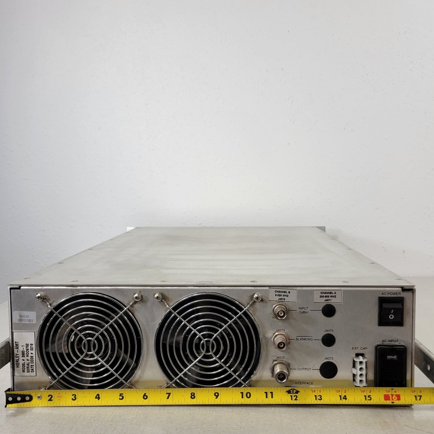 Varian Herley 3900-1 NMR Dual Channel RF Amplifier Varian 0099225301 Controller