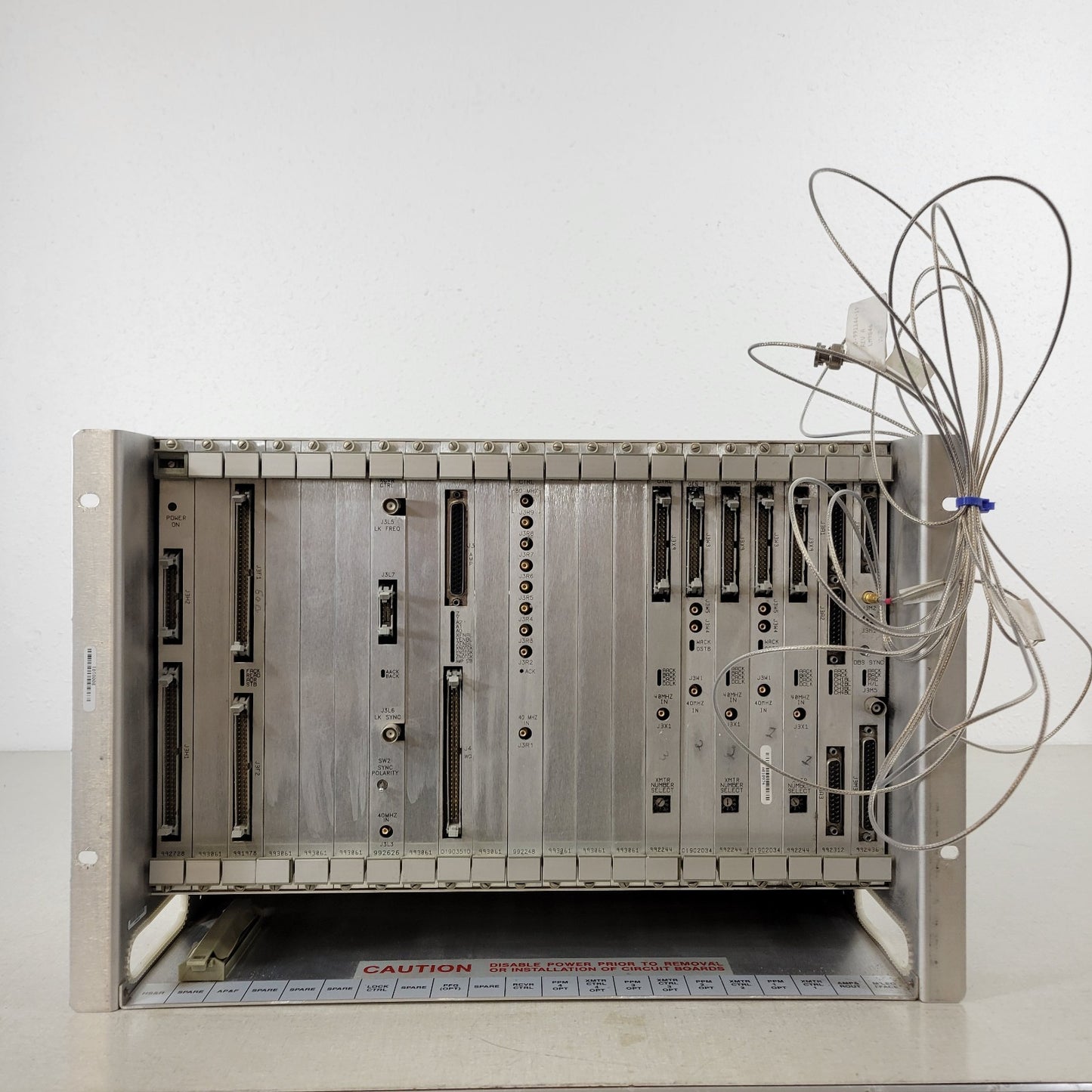 Varian NMR Control Chassis V8021J1-5205 Rev B 0099317200 Rev B HS&R AP&F PFG
