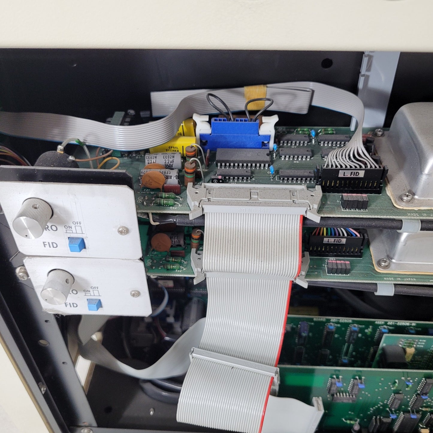 *What Parts Do You Want?* Shimadzu GC-15A Gas Chromatograph SPL-G9 AOC-9
