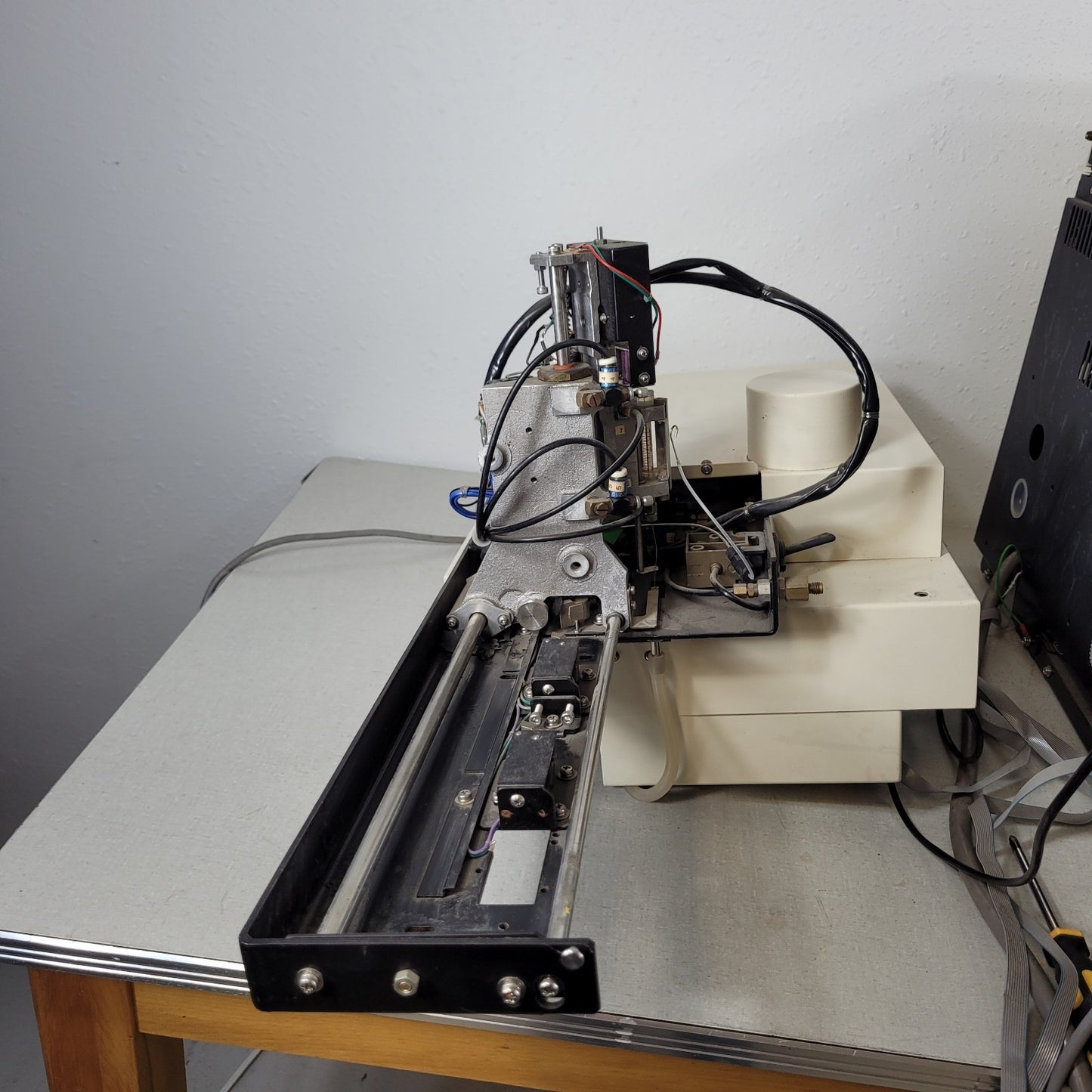 *What Parts Do You Want?* Shimadzu GC-15A Gas Chromatograph SPL-G9 AOC-9