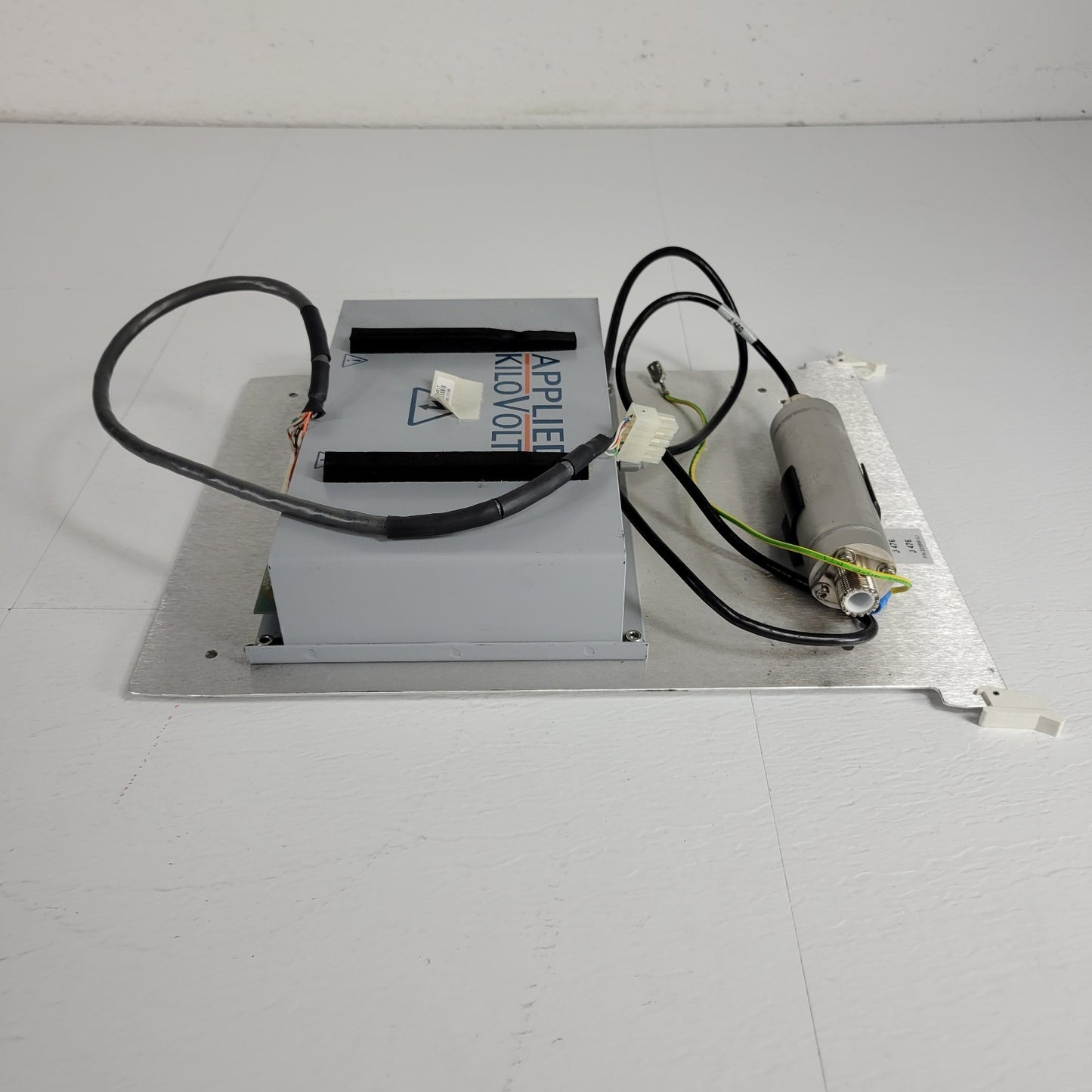 Applied Kilovolts HP010RAA025 High Voltage Power Supply 10kV 1mA w/ J476