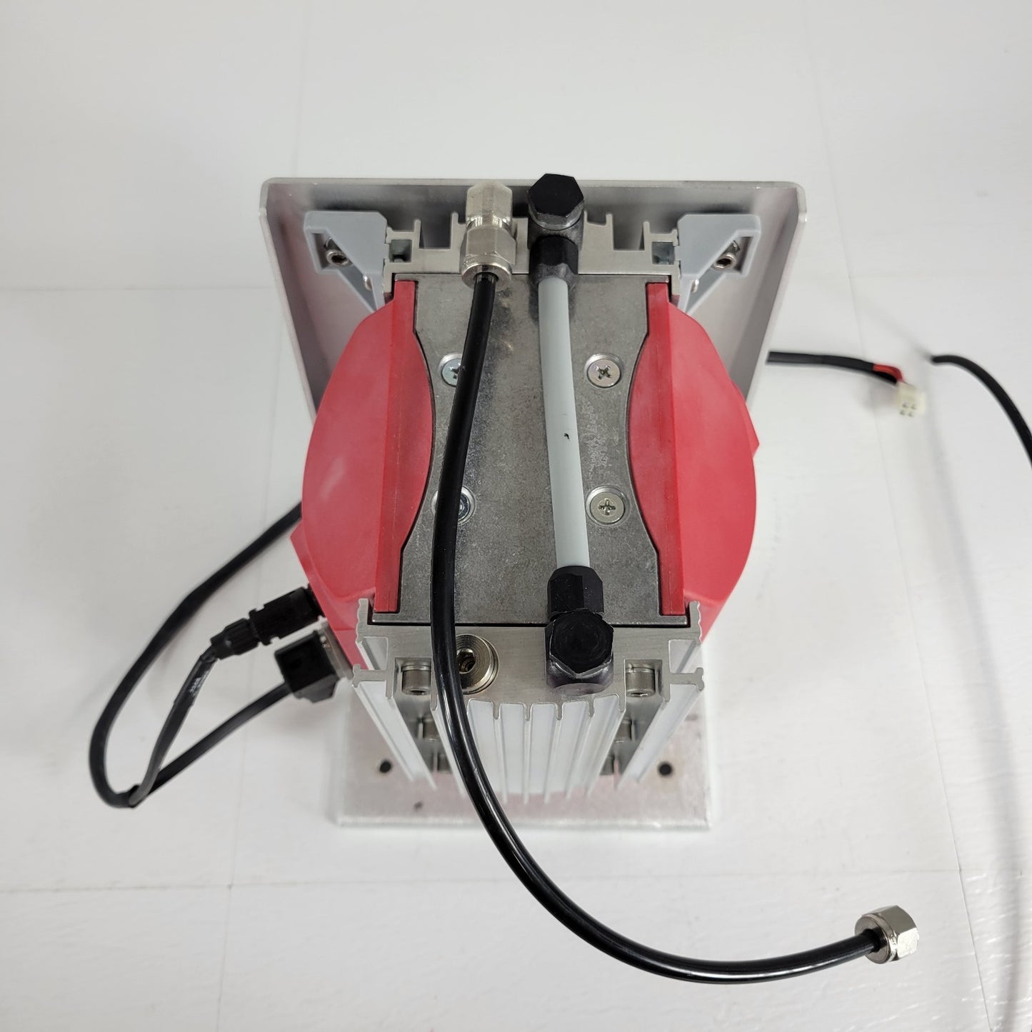 Pfeifer MVP 020-3DC Vacuum PK T01 150 Diaphragm Vacuum Pump 24 VDC 64 W