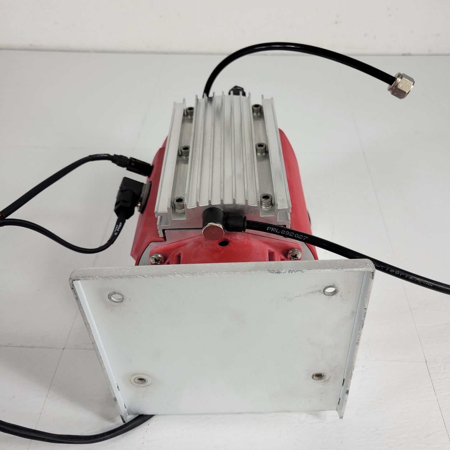 Pfeifer MVP 020-3DC Vacuum PK T01 150 Diaphragm Vacuum Pump 24 VDC 64 W