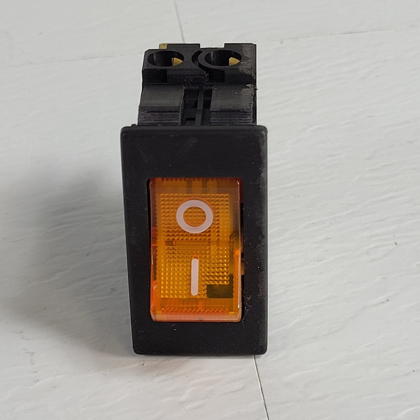 Schurter A326L100C0 Power Switch 10A And Corcom 10ED1C F7433 Power Inlet