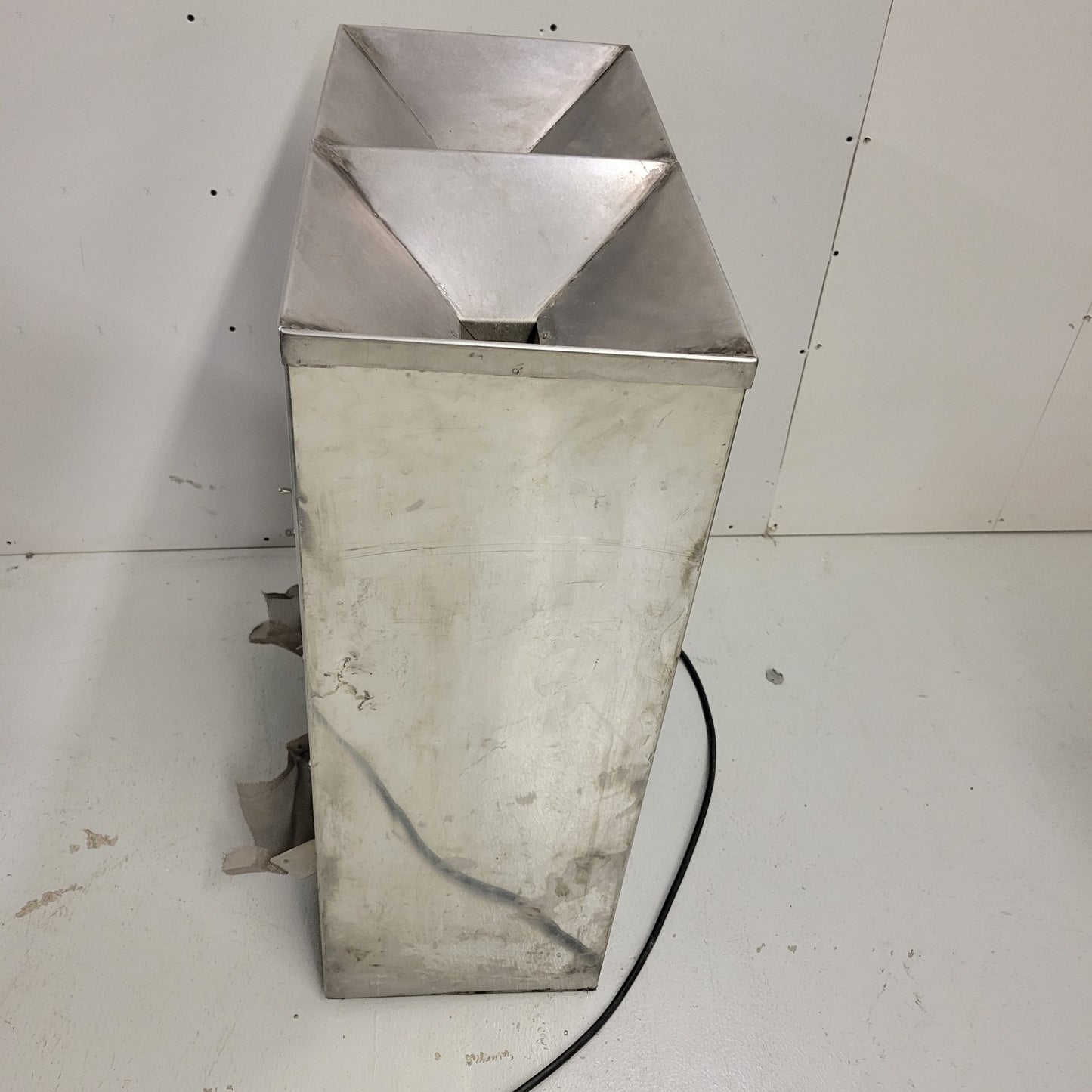 Grain Flour Grinder Mill Manual Dump Handle w/ Electric Dayton 5GD60BA Motor