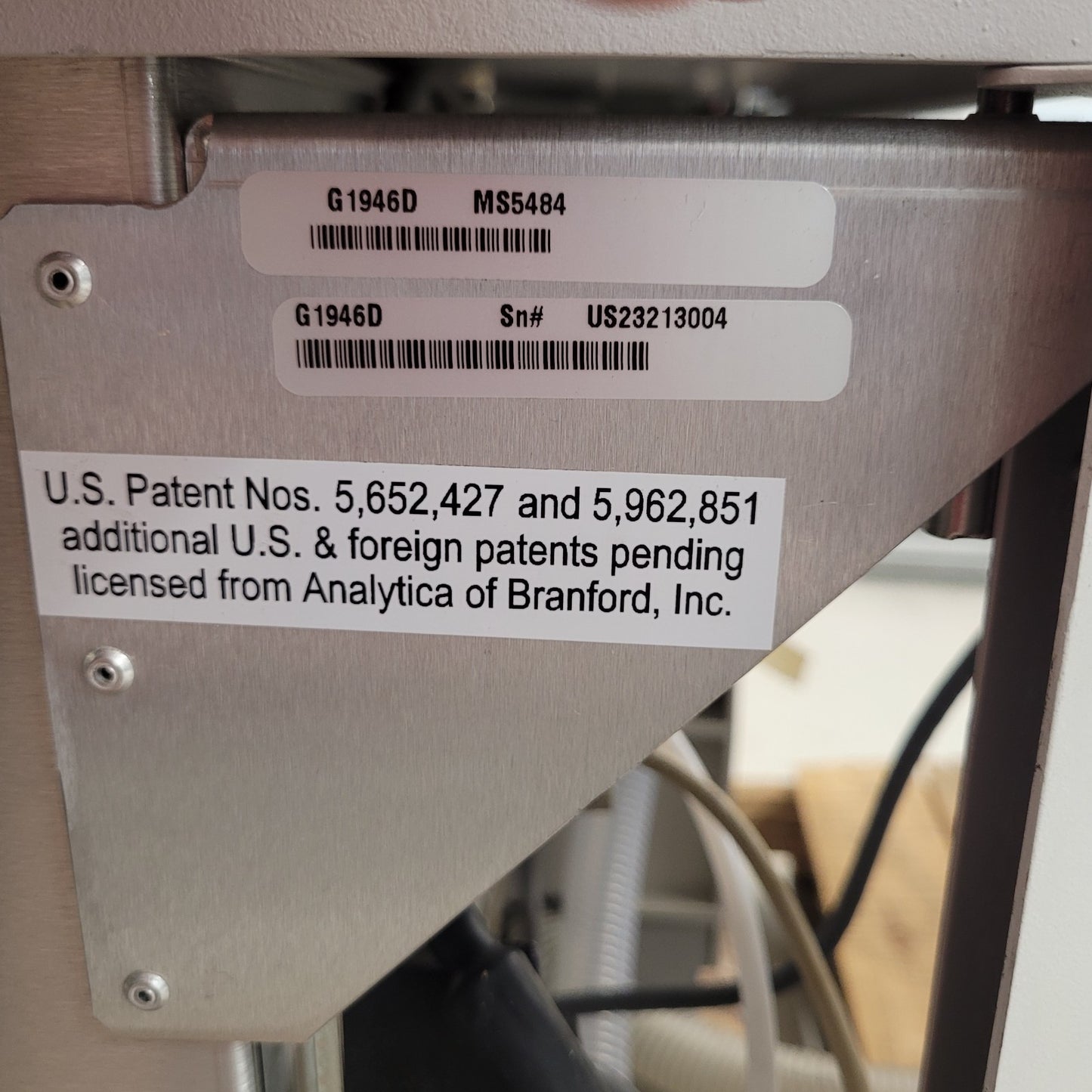 Agilent G1946D 1100 LC/MSD Benchtop Quadrupole Mass Spectrometer w/ PC