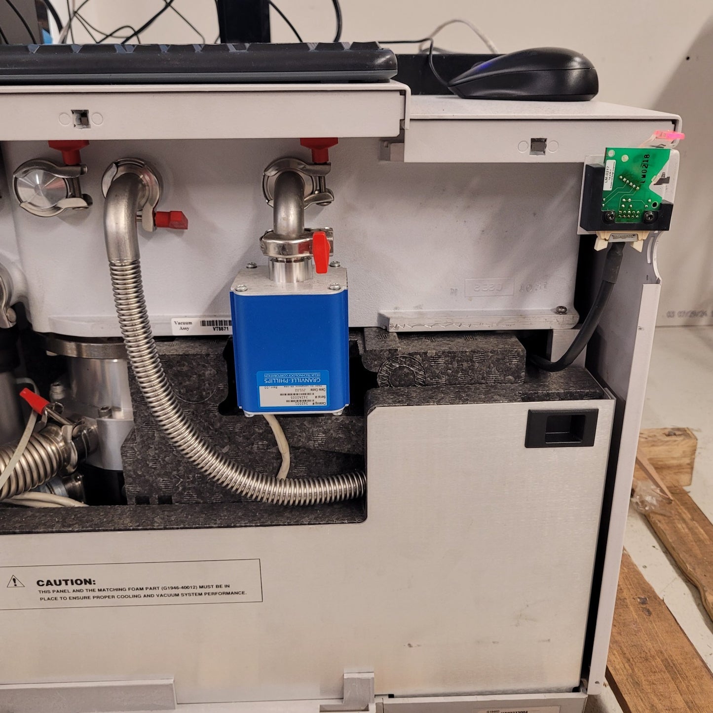 Agilent G1946D 1100 LC/MSD Benchtop Quadrupole Mass Spectrometer w/ PC