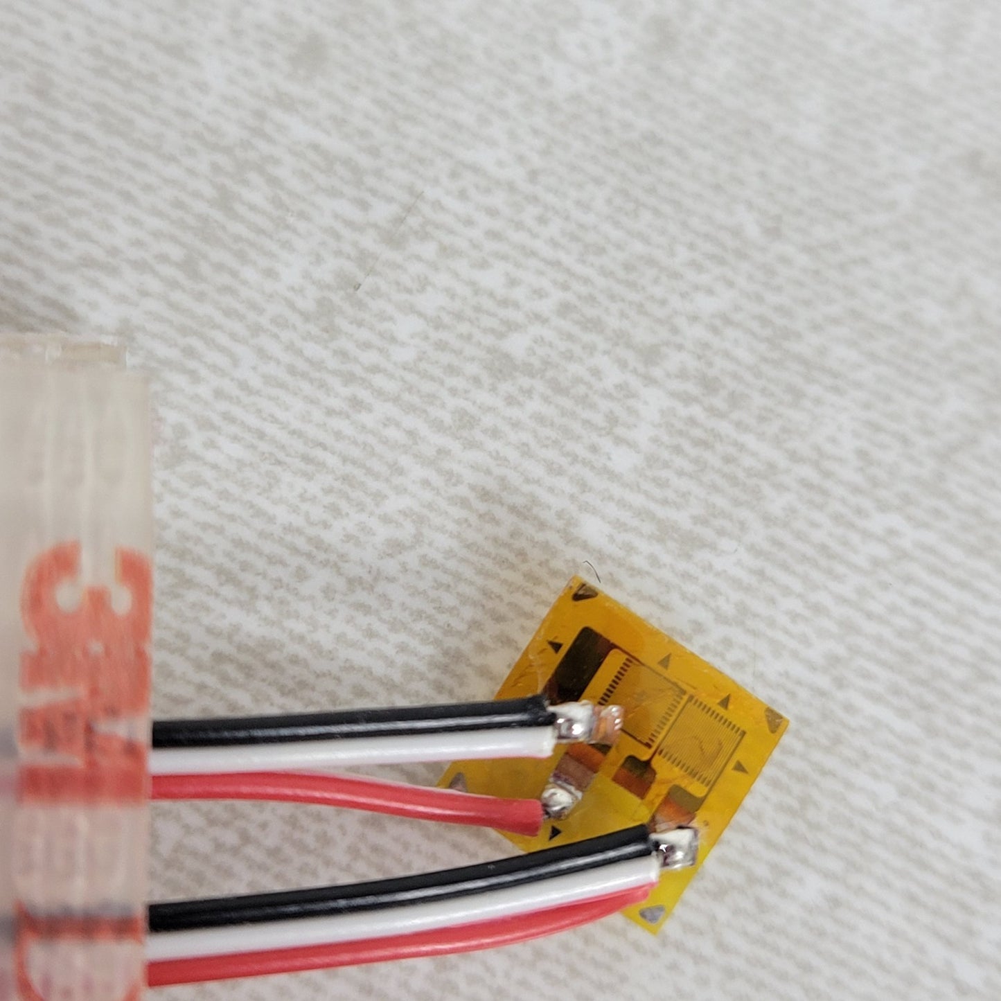 Set Of 4- Vishay CEA-13-062UT-350/P2 General Purpose Strain Gauge