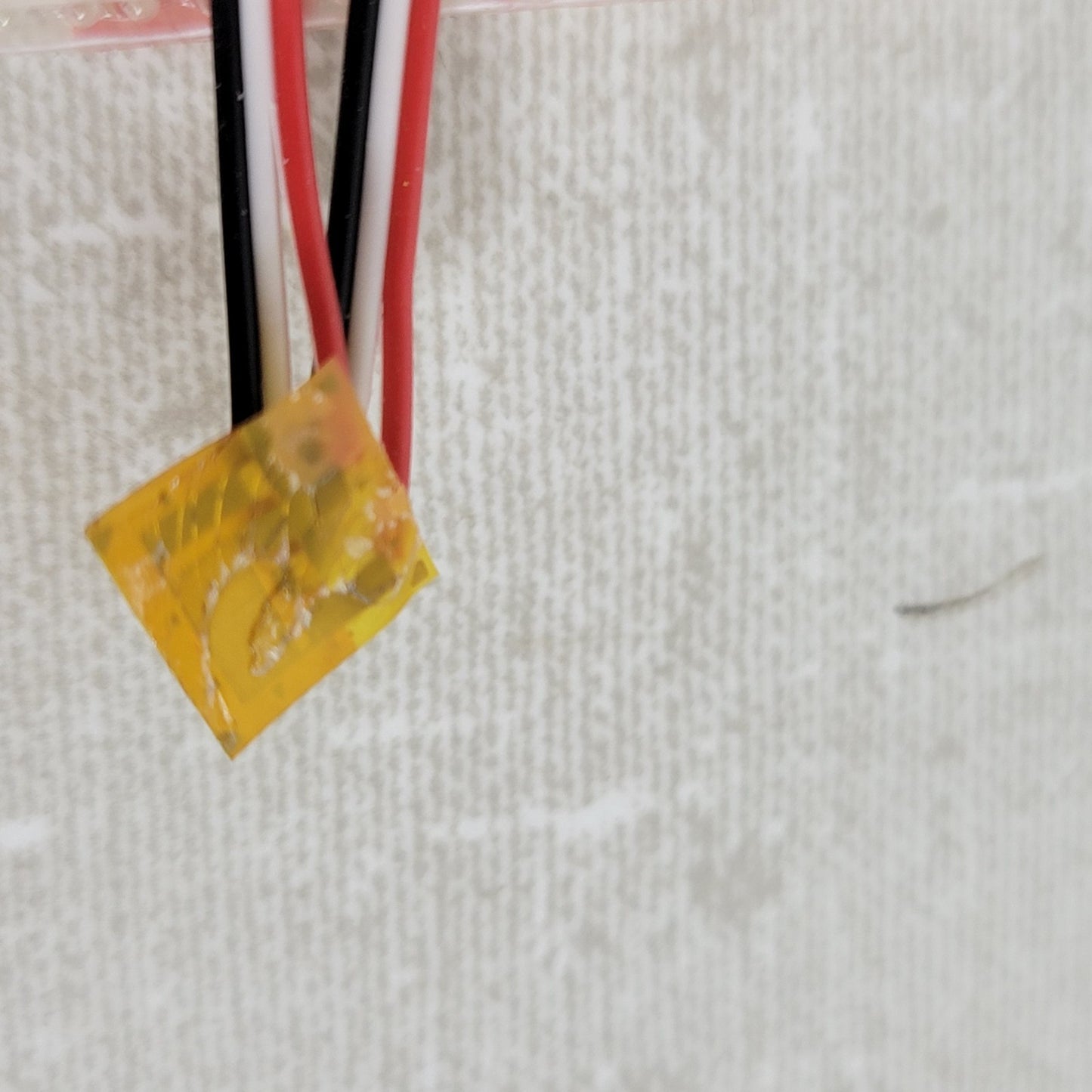 Set Of 4- Vishay CEA-13-062UT-350/P2 General Purpose Strain Gauge