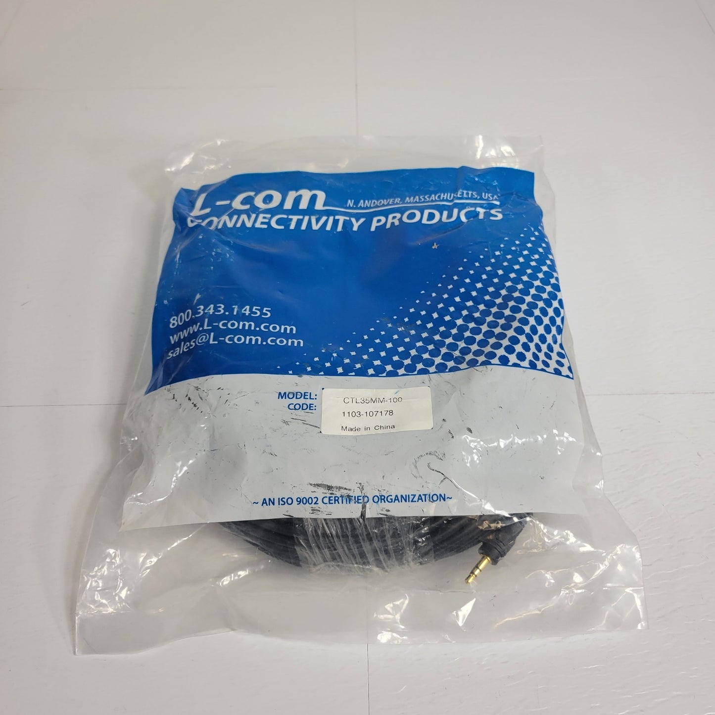 L-Com CTL35MM-100 Stereo Audio Cable Male 100ft 3.5mm Aux Jack Gold Plated