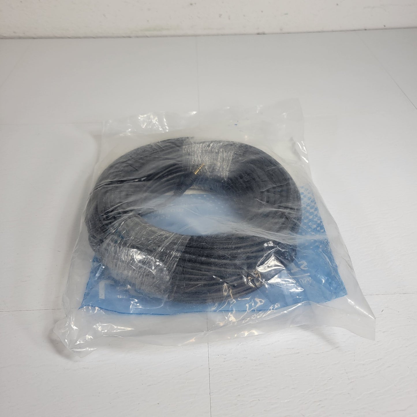 L-Com CTL35MM-100 Stereo Audio Cable Male 100ft 3.5mm Aux Jack Gold Plated