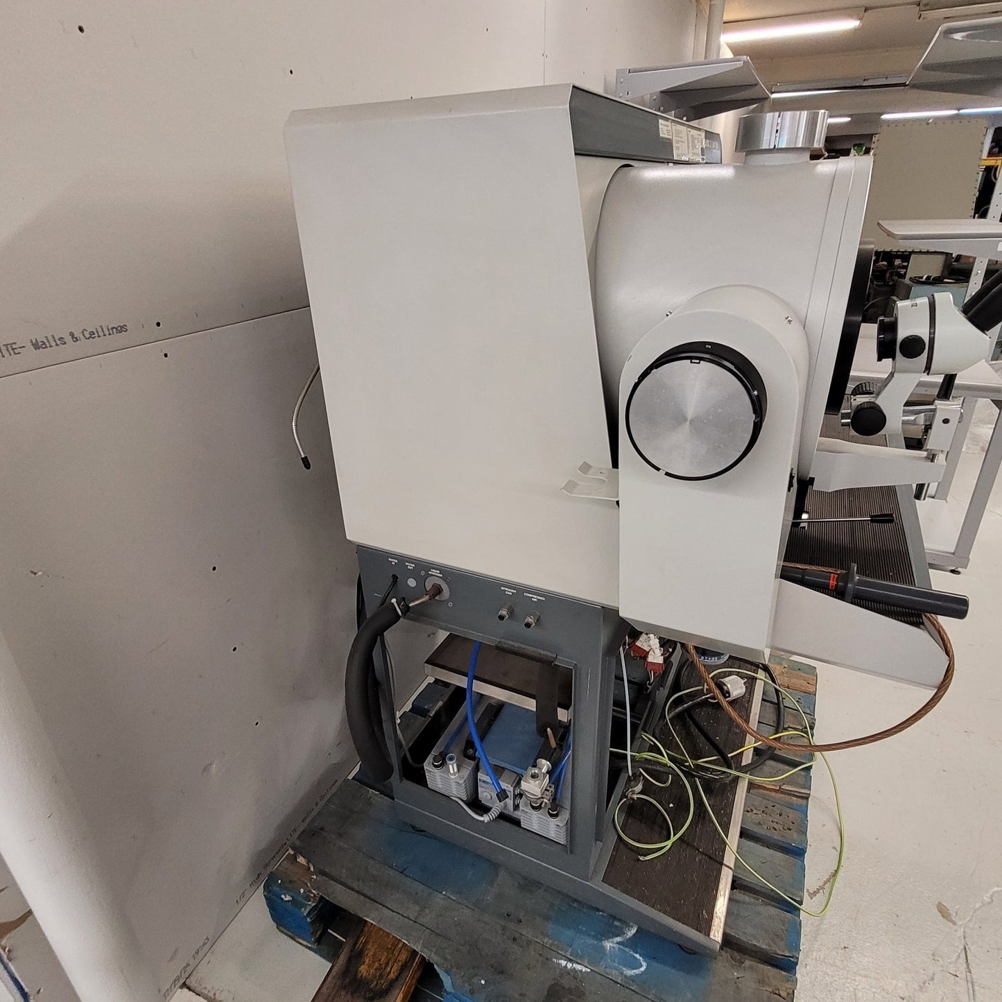 Bal-Tec BAF060 Freeze Fracture Etching Ultra High Vacuum UHV Chamber w/ LN2 Tank