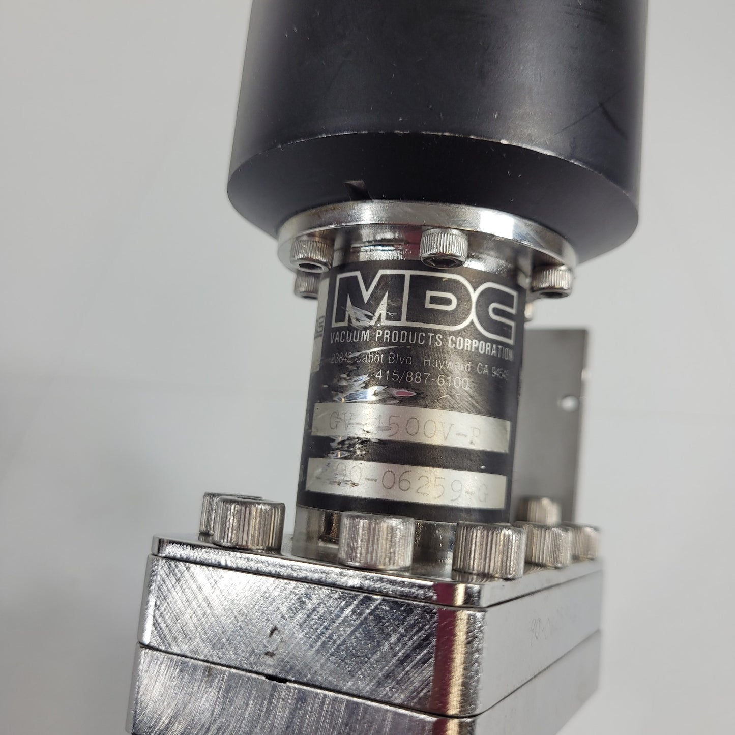 MDC GV-1500V-P Pneumatic Gate Valve DN35CF 2.75" CF Conflat UHV High Vacuum